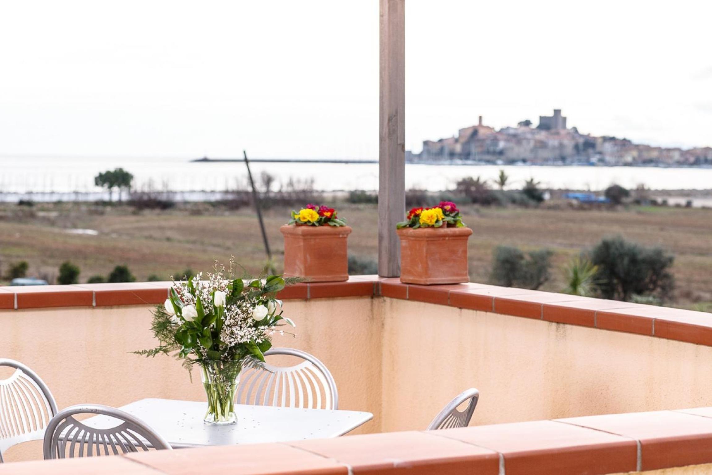 Apartment with Sea View photo 3