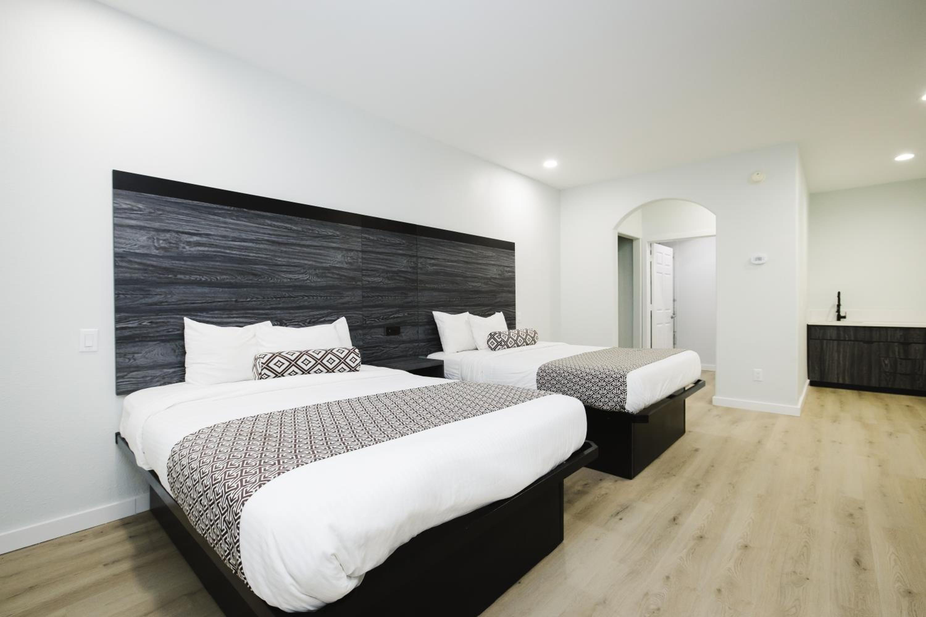 Double Room with Kitchenette photo 1