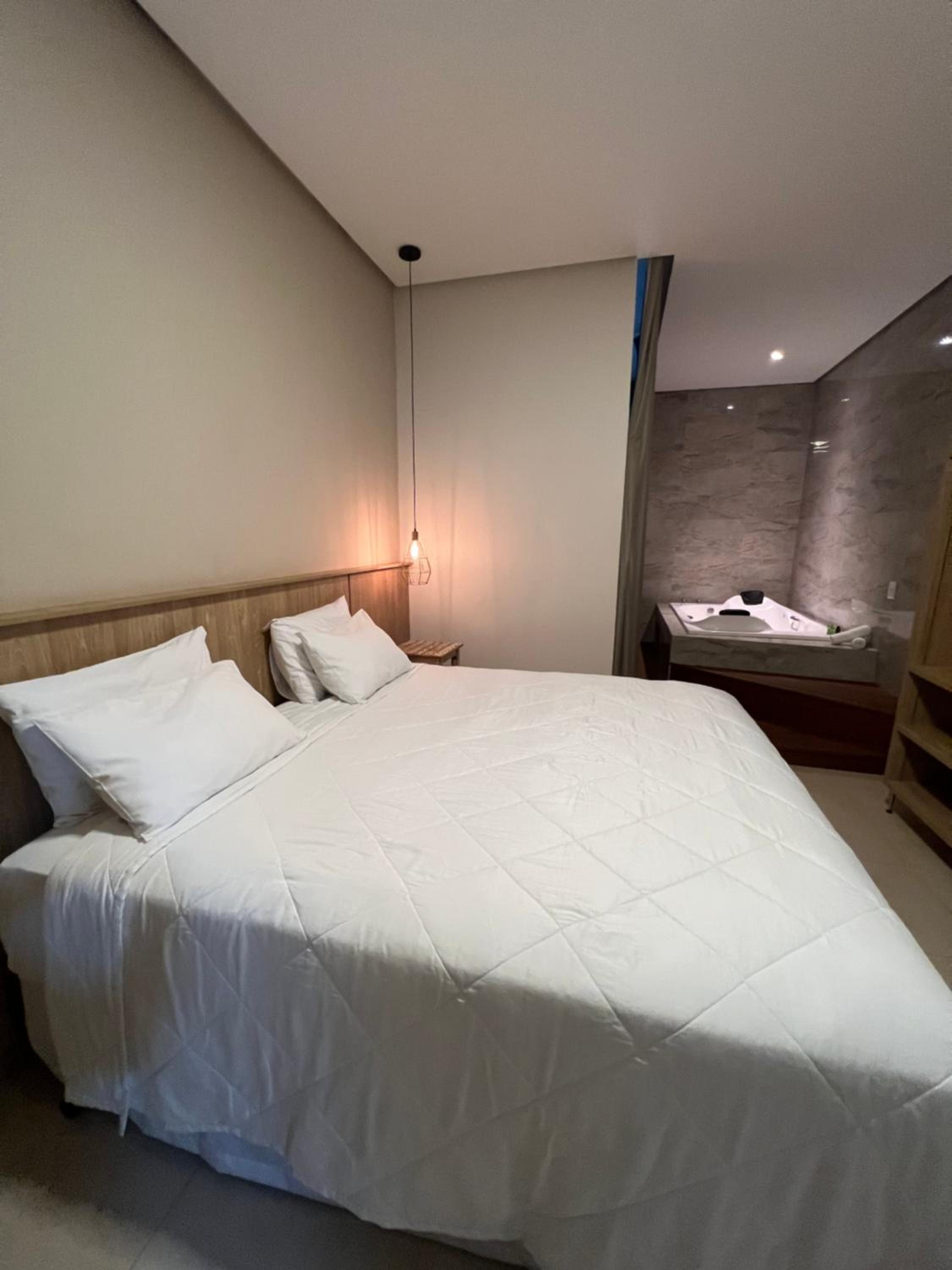 King Room with Spa Bath - Photo 1