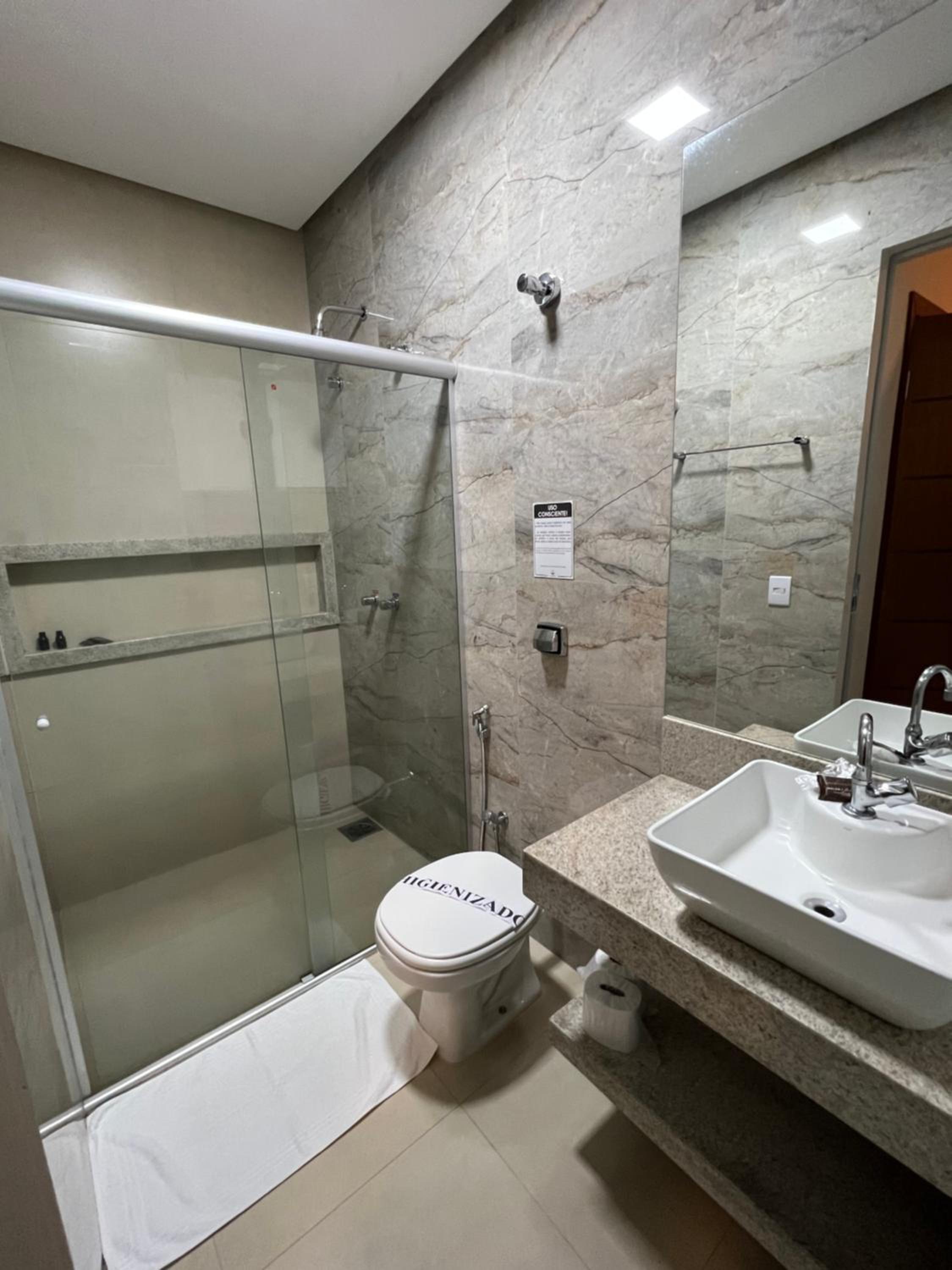 King Room with Spa Bath - Photo 10