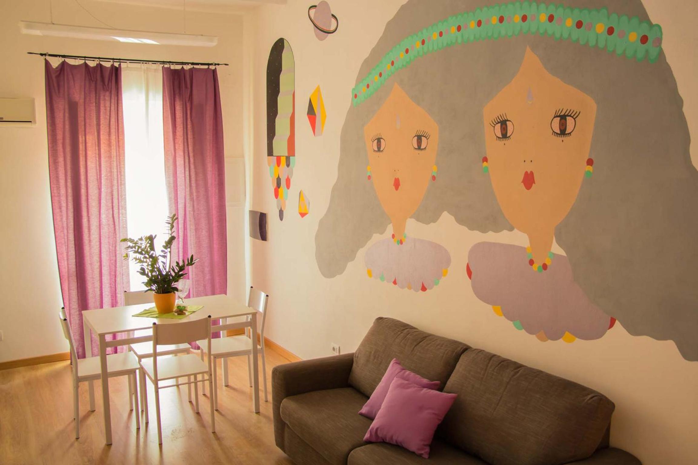 One-Bedroom Apartment
