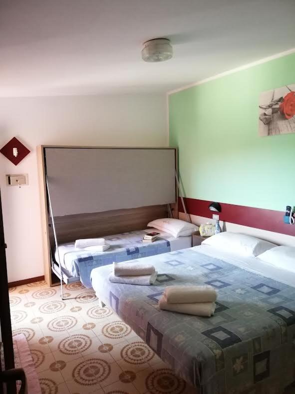 Triple Room with Balcony