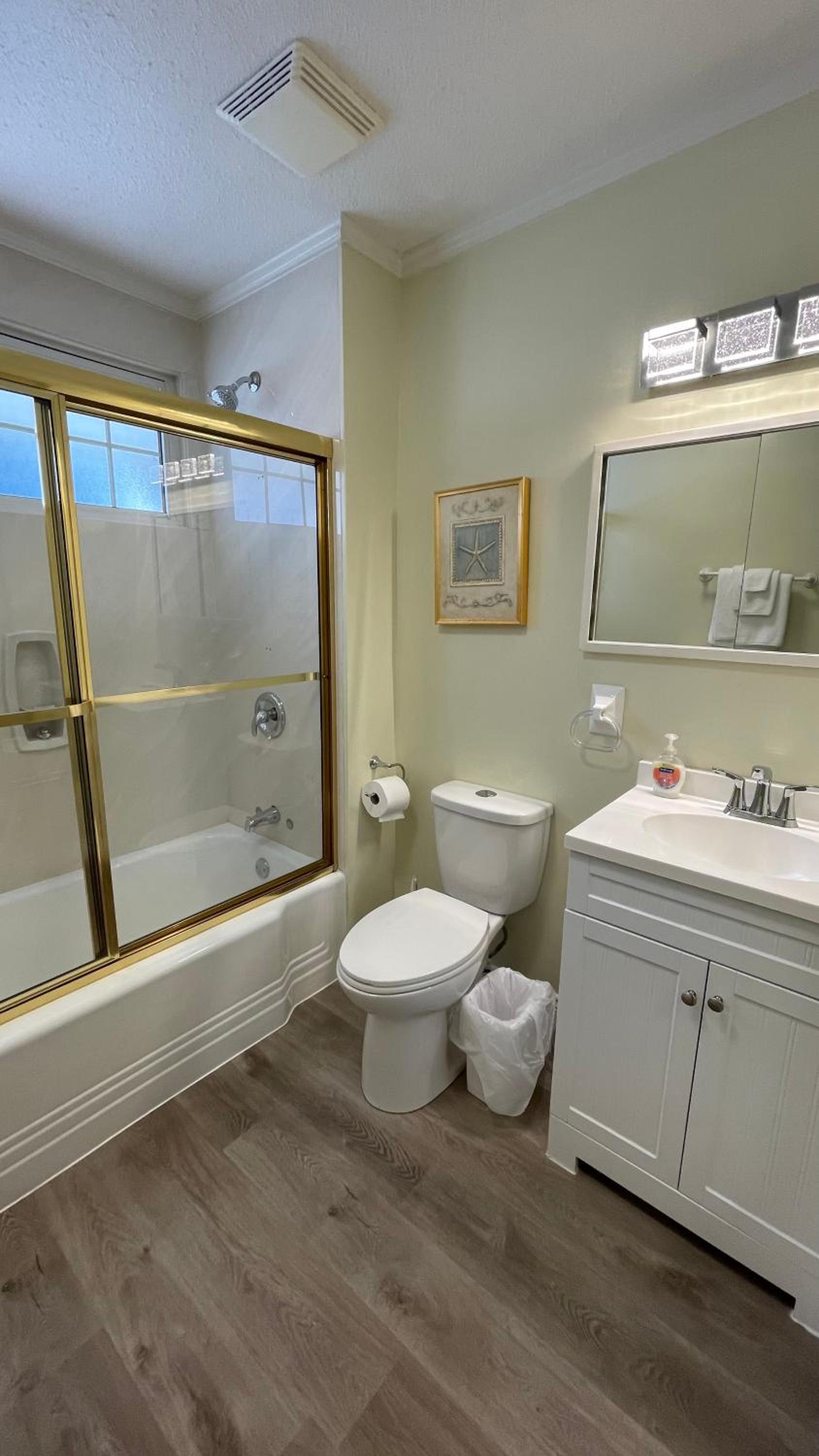 Deluxe Suite with Sea View photo 3