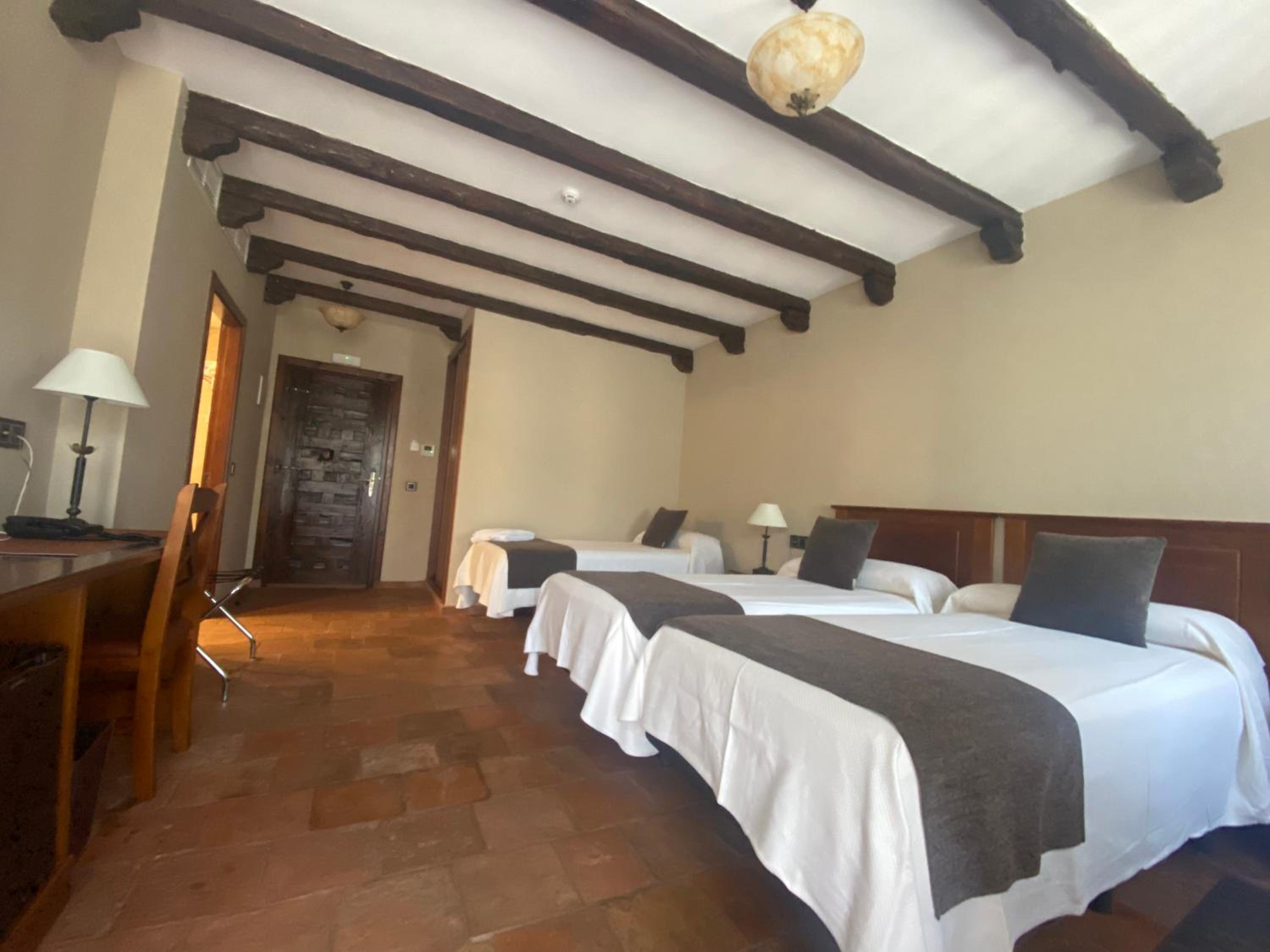 Comfort Triple Room - Photo 4
