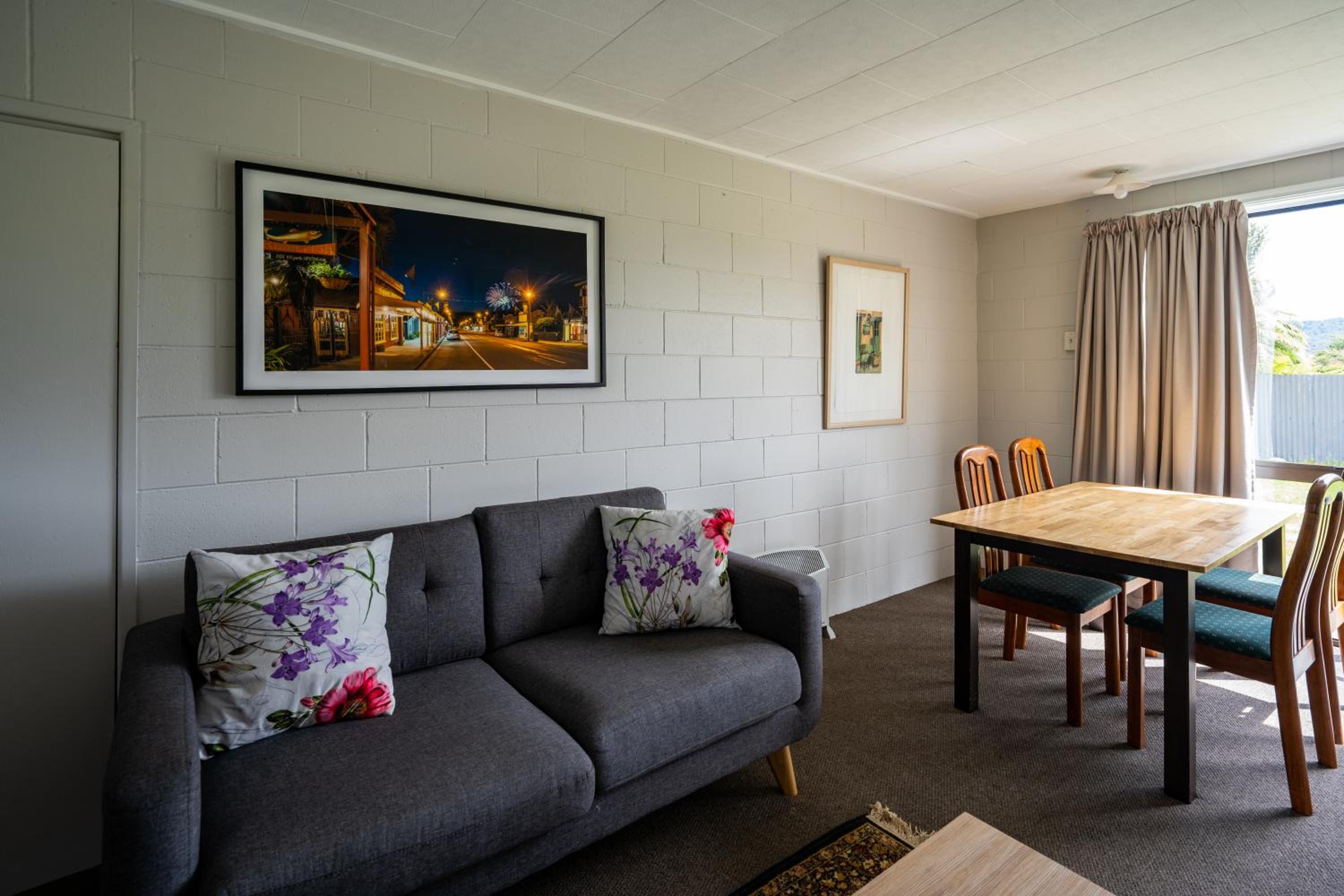 Family Room photo 2