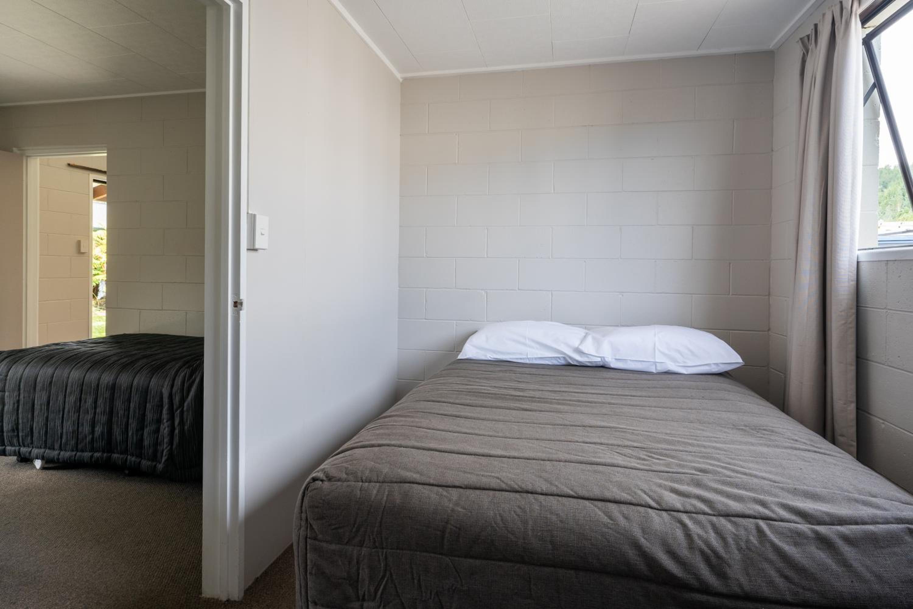 Family Double Room - Photo 8