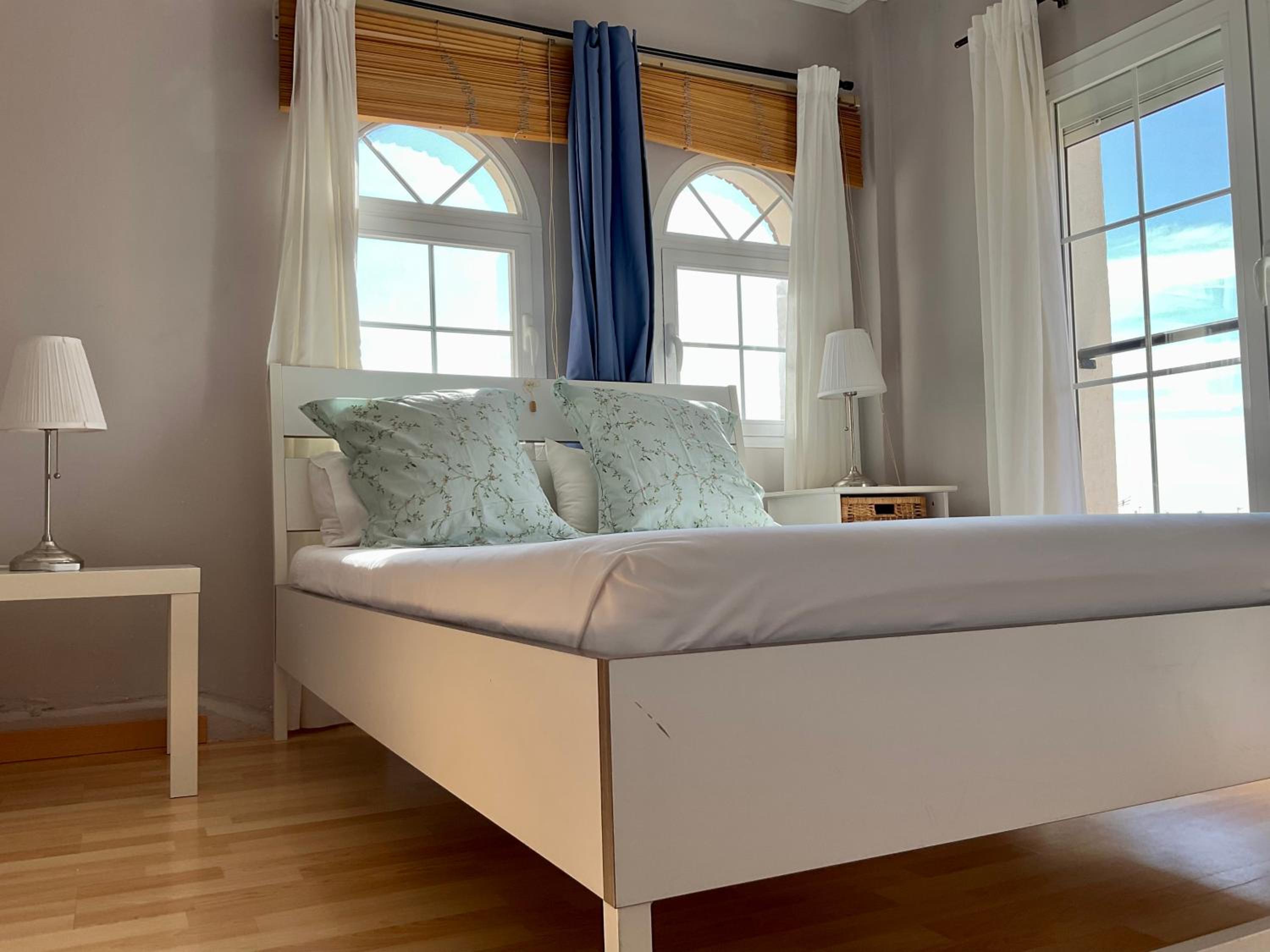 Habitación Doble con Vista Parcial al Mar