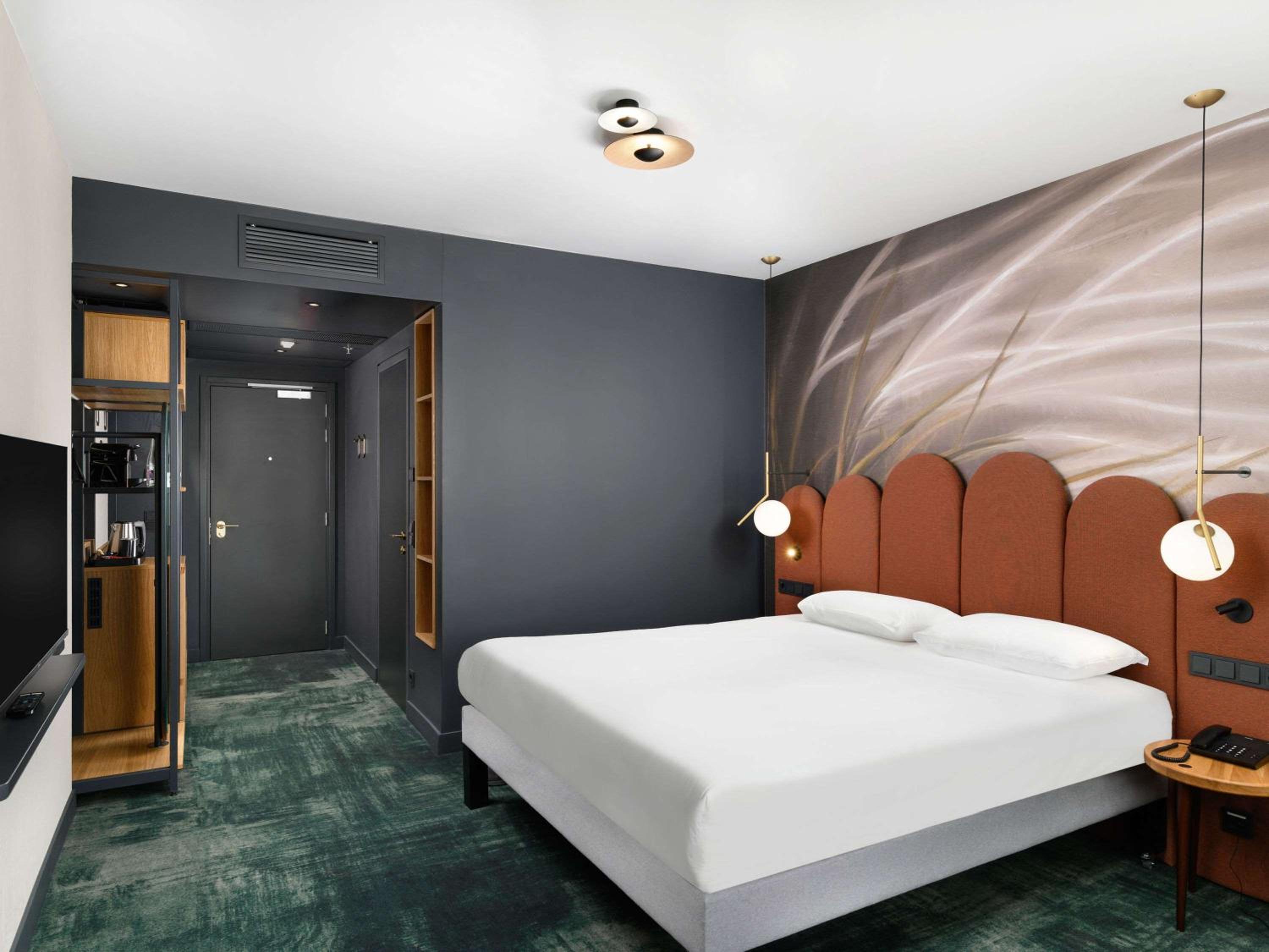 Privilege Double Room with Sofa Bed - Photo 1