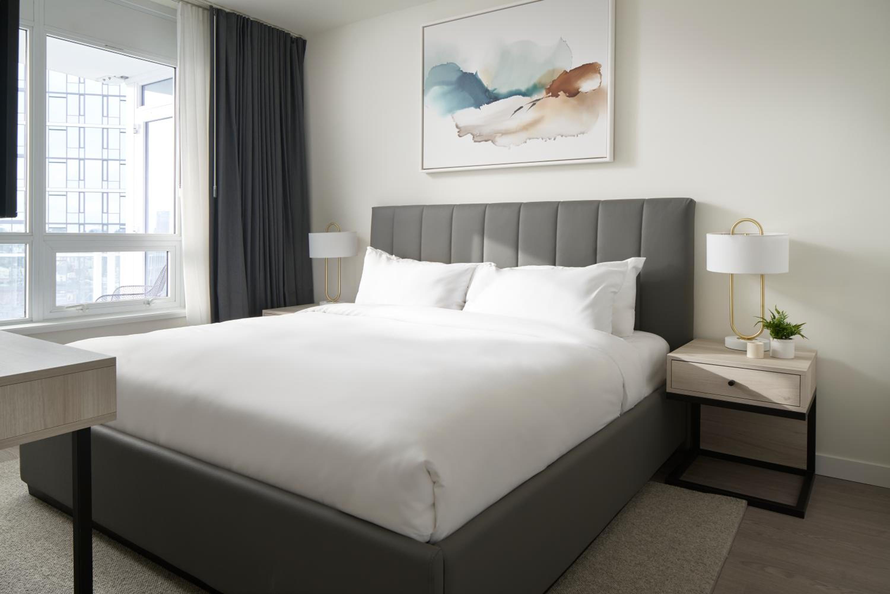 Deluxe One Bedroom Suite photo 1