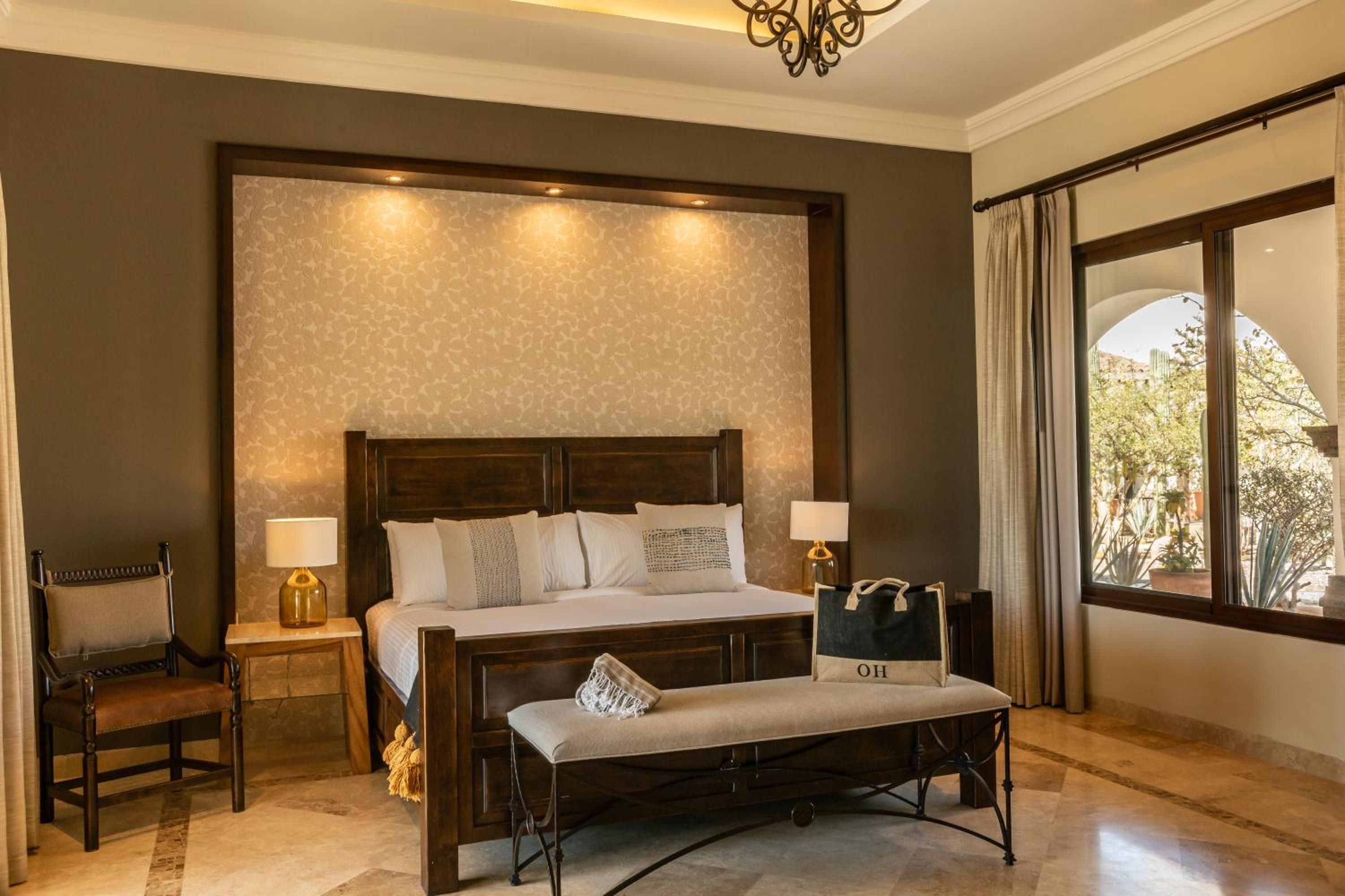 Deluxe Garden Suite King - Photo 3