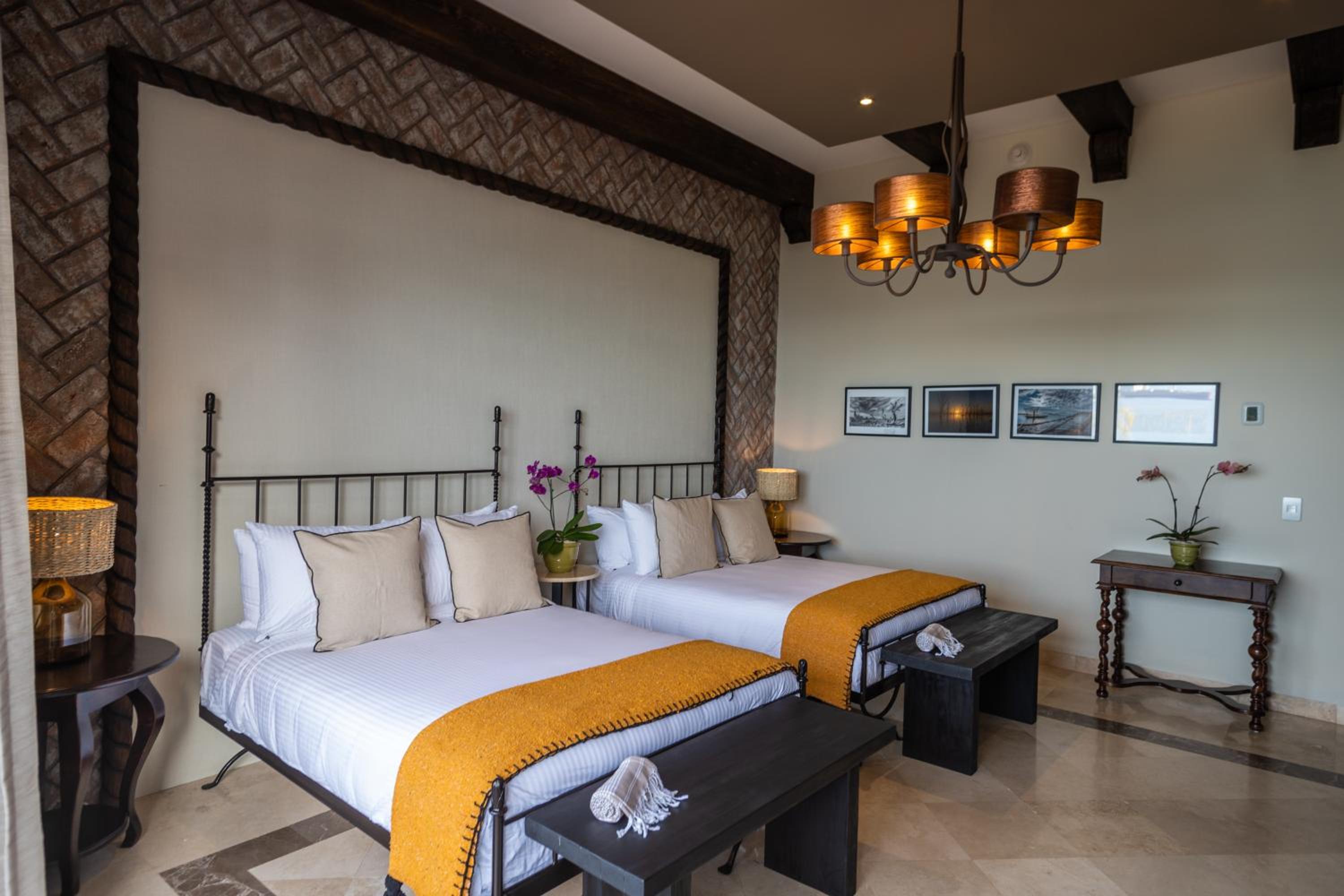 Deluxe Ocean View Suite Double