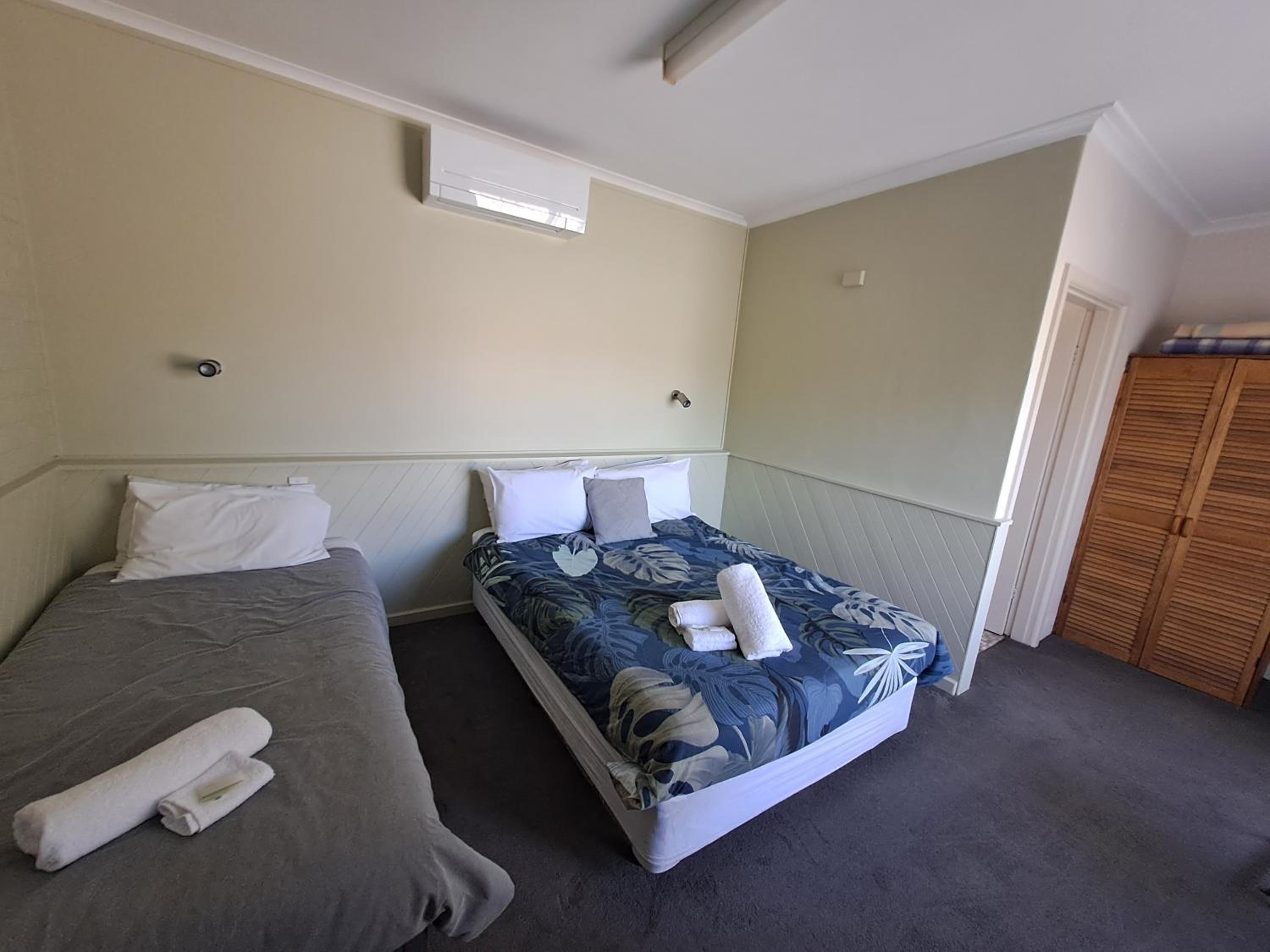 Double or Twin Room - Photo 3
