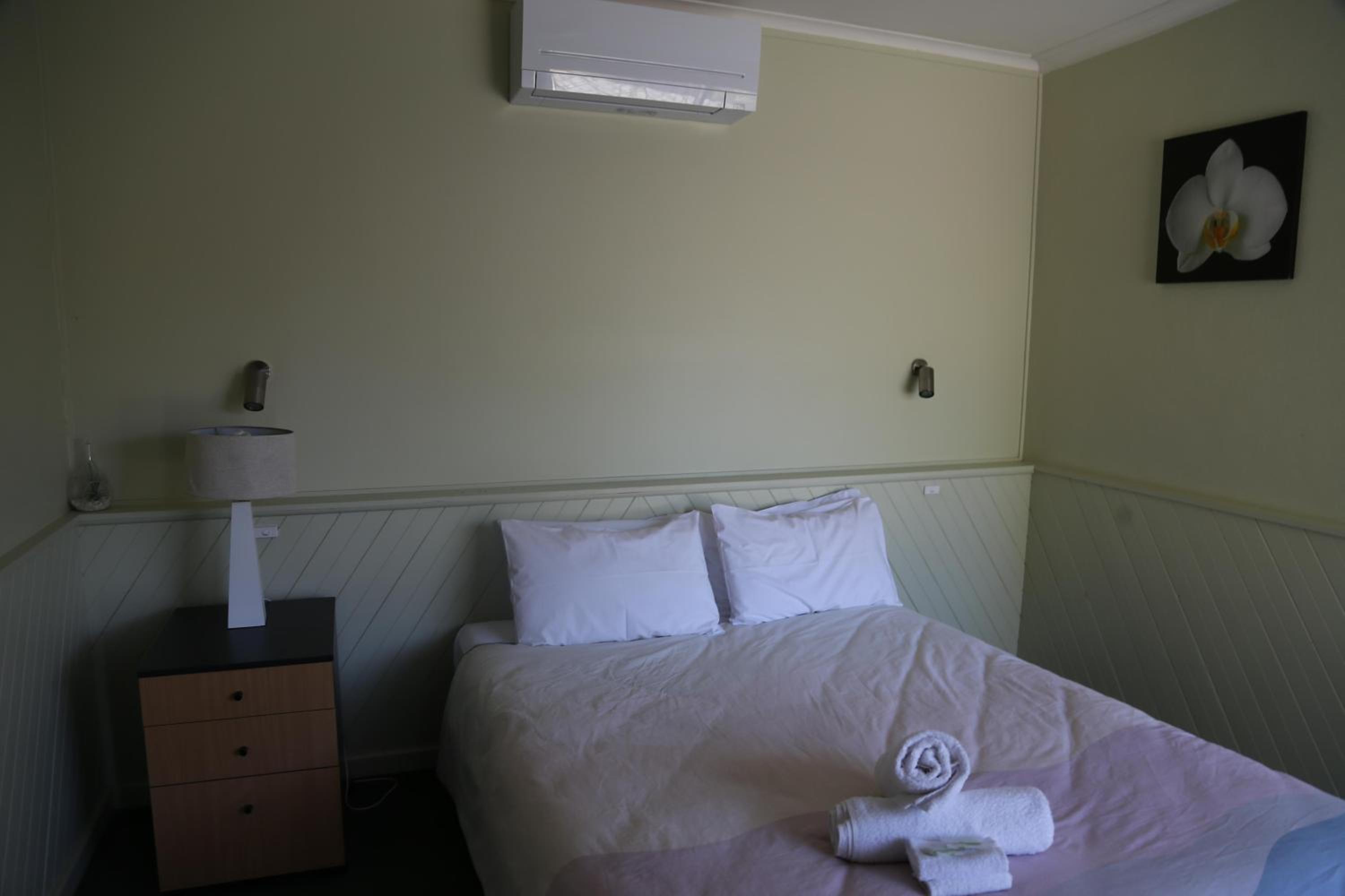 Queen Room - Photo 1