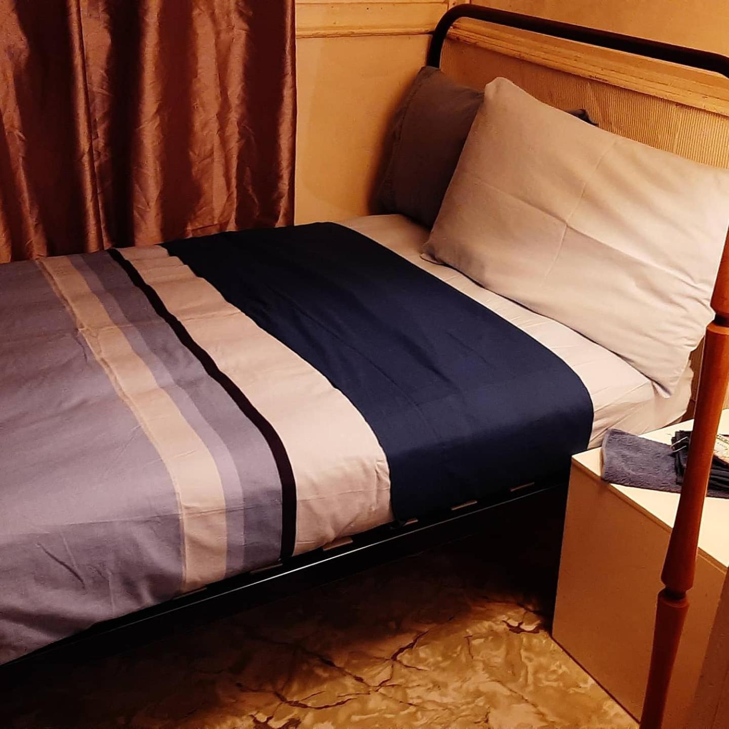 Single Bed in Dormitory Room photo 1