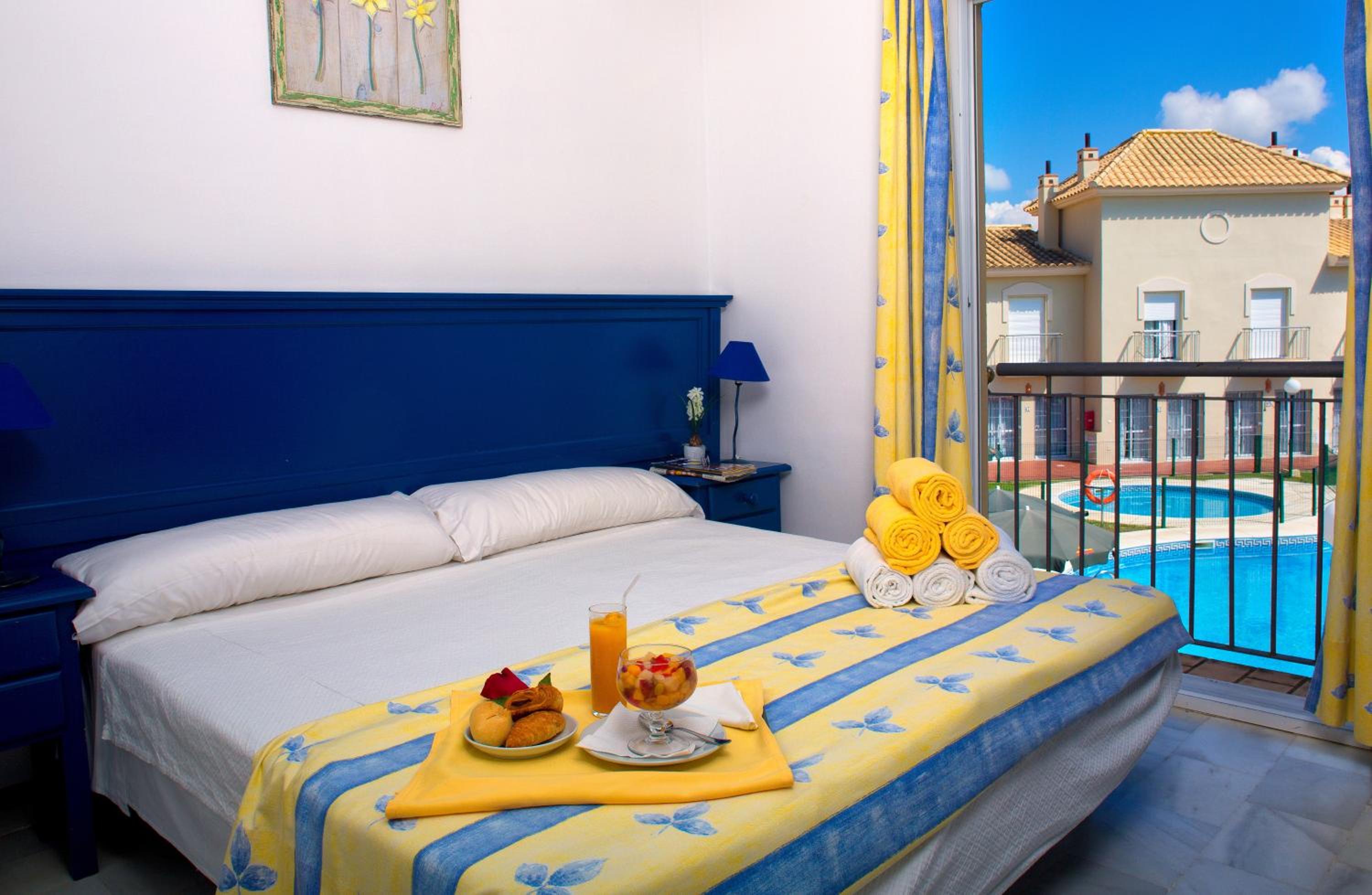Apartamento de Dos Dormitorios en área de piscina