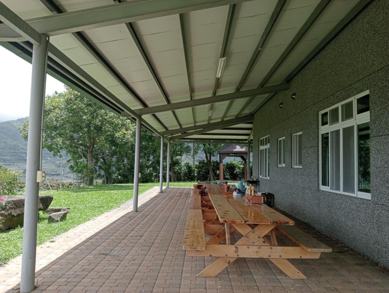Quadruple Room with Mountain View photo 3