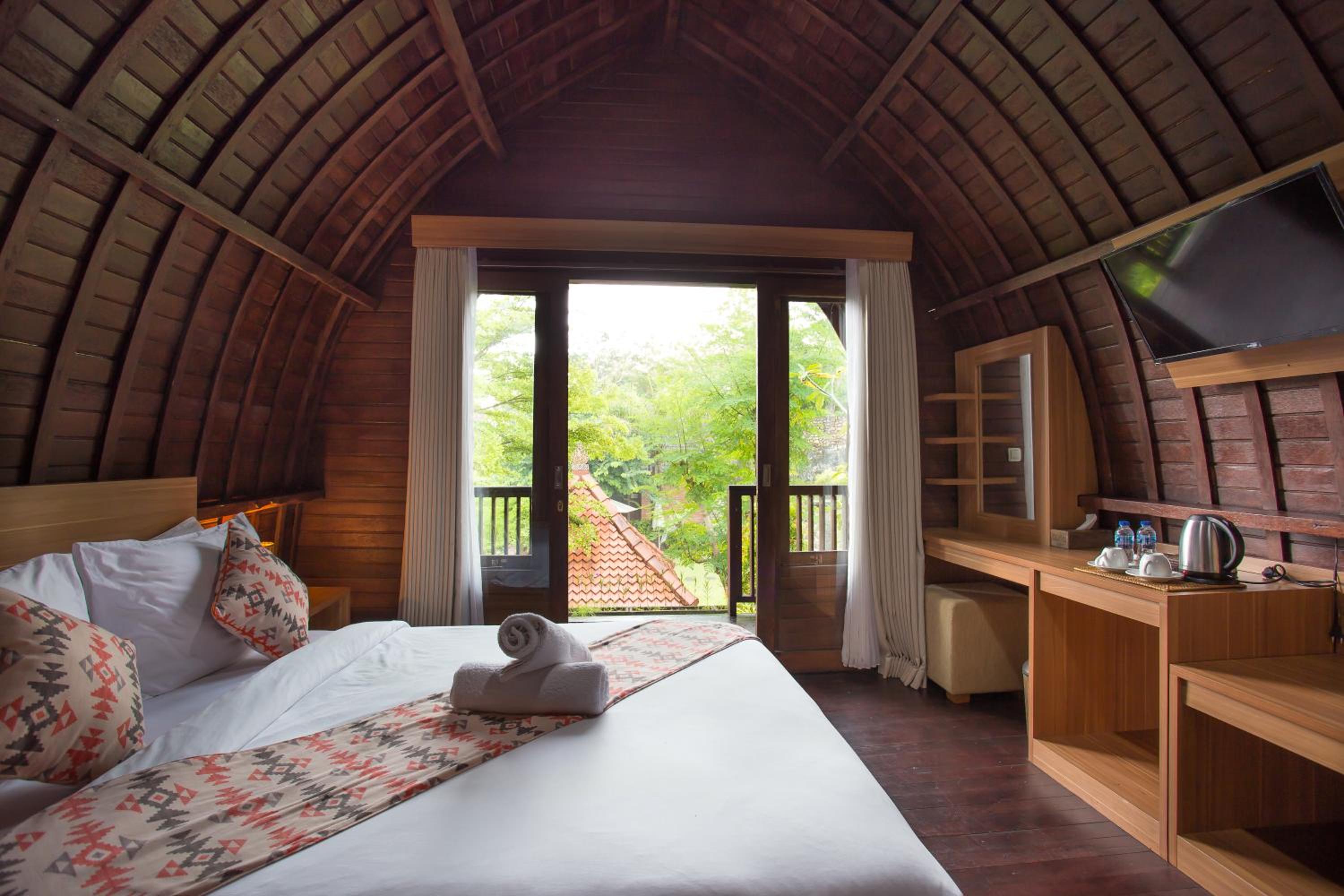 Double Room with Pool View photo 3