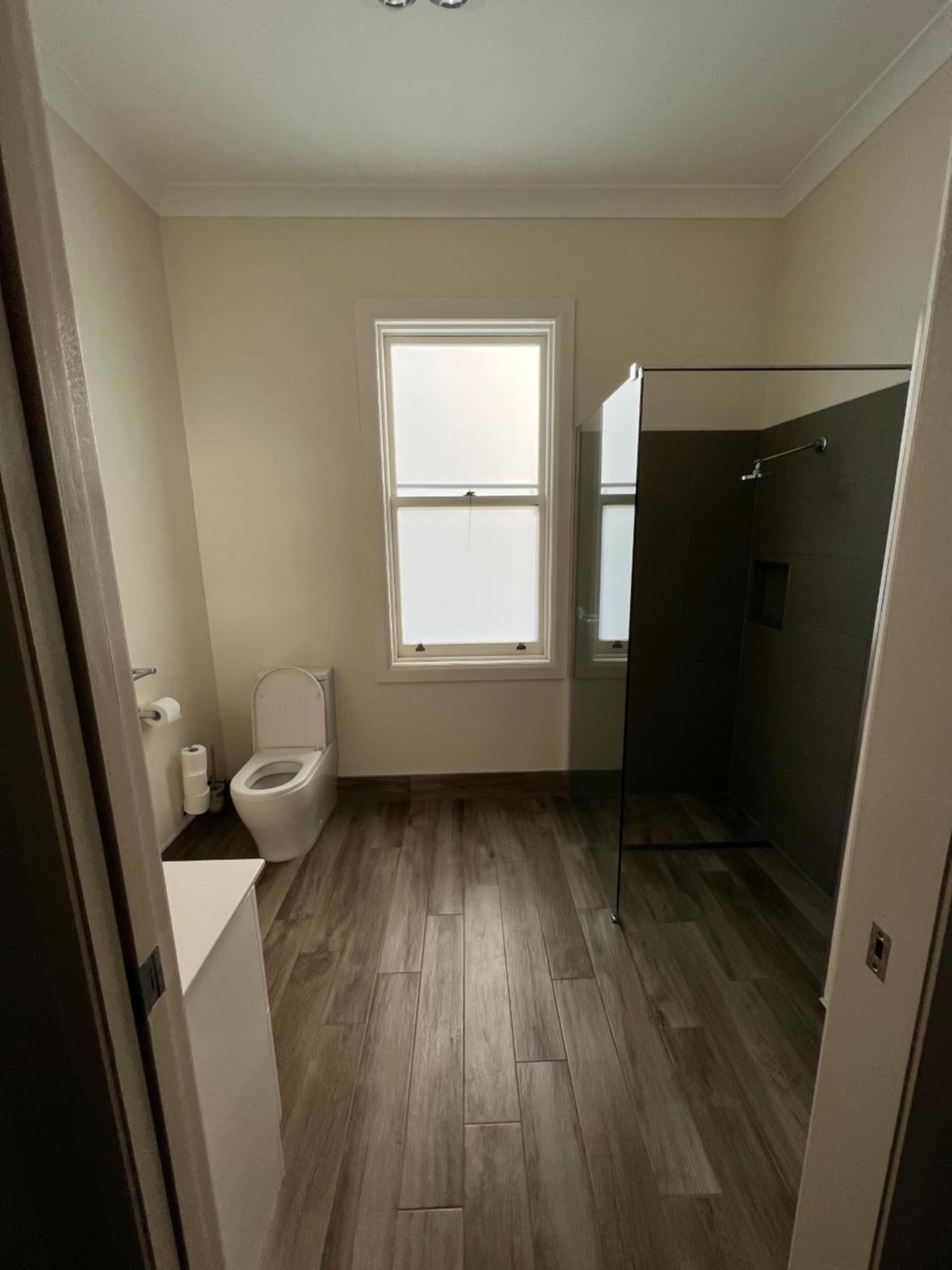 Deluxe Queen Room - Photo 2