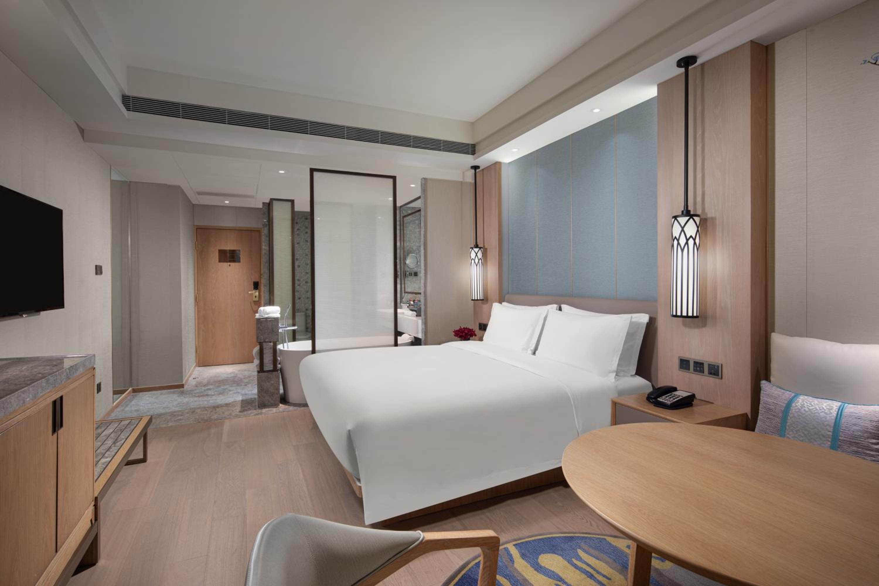 Premium King Room