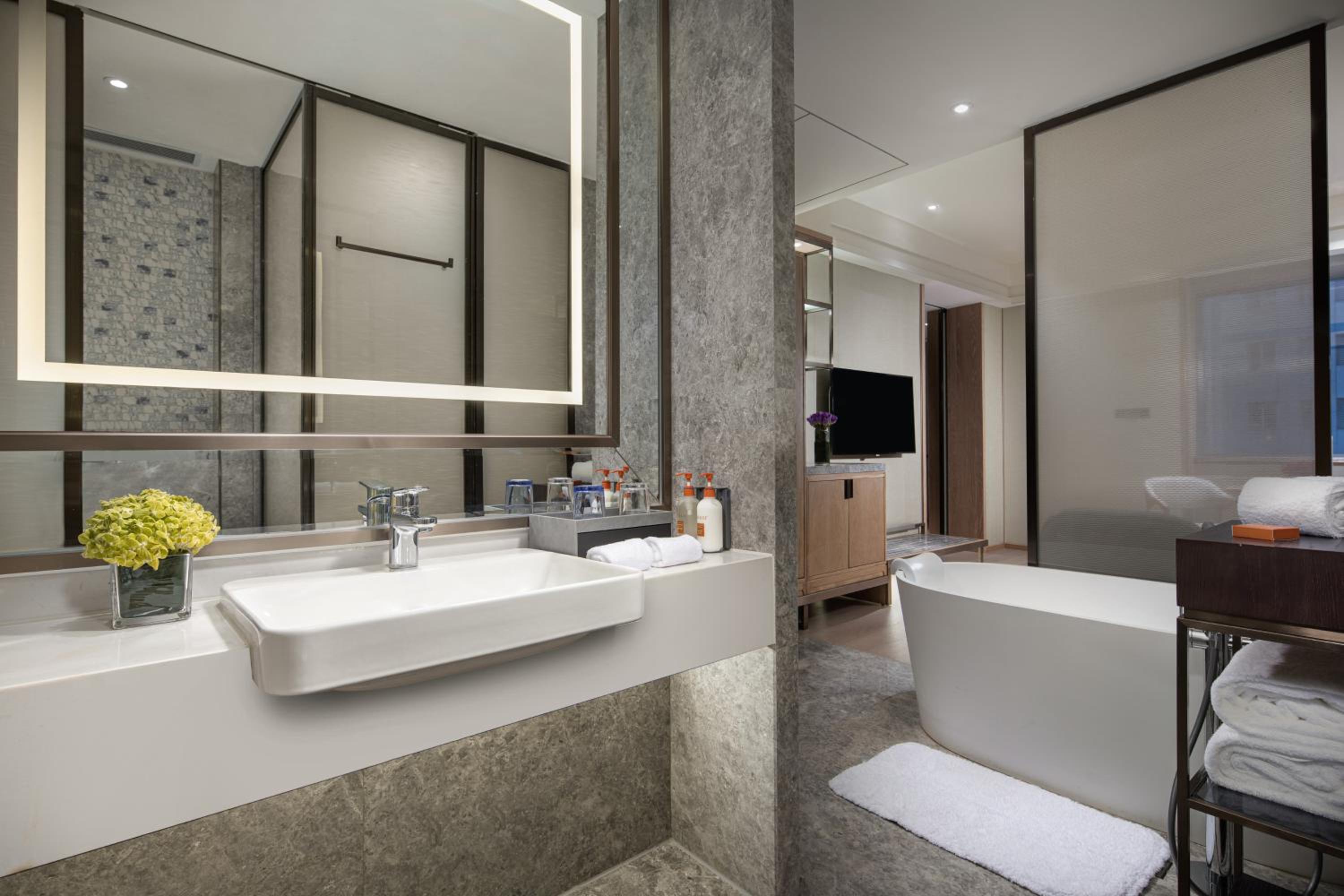 One-Bedroom Suite