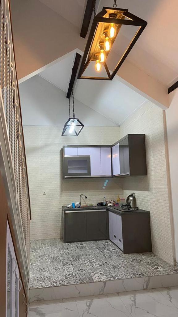 Three-Bedroom Townhouse photo 2