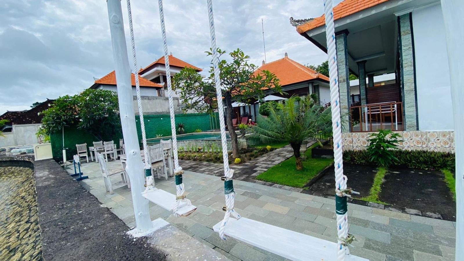 Double Room with Pool View - Photo 14