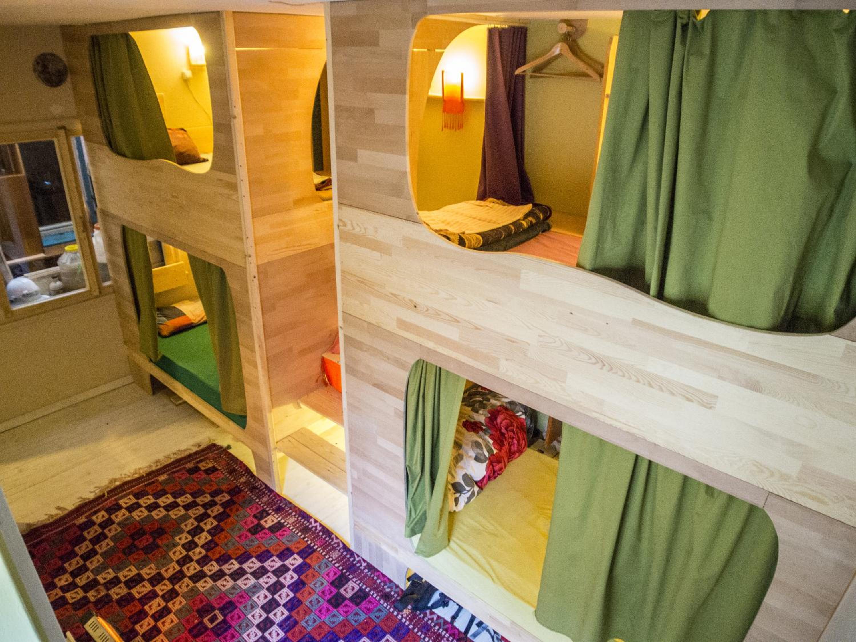 Capsule Bed in 4-Bed Mixed Dormitory Room photo 1
