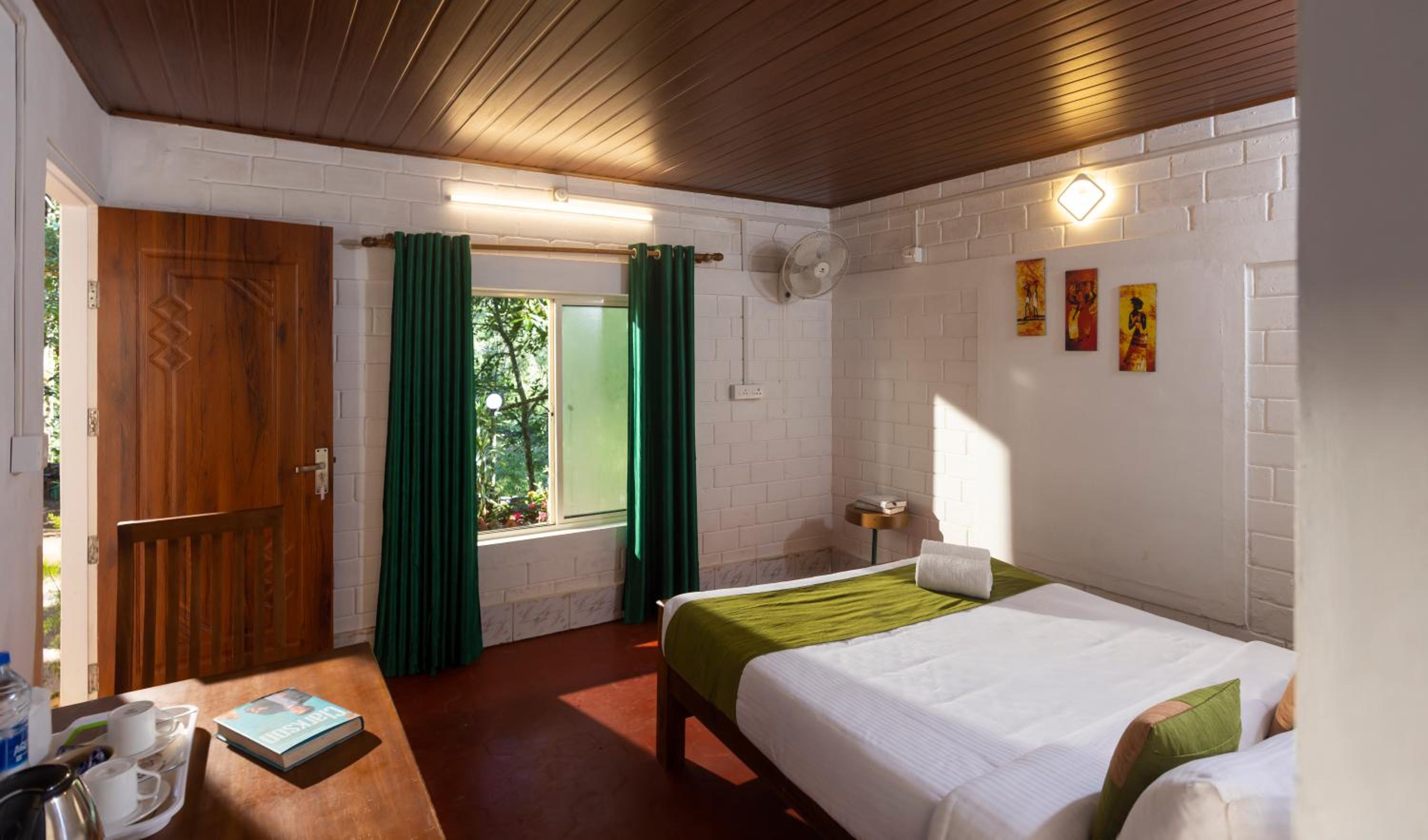 Deluxe Double Room photo 3