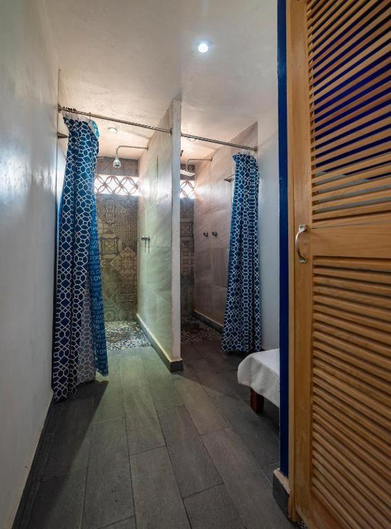 Large Double Room photo 2