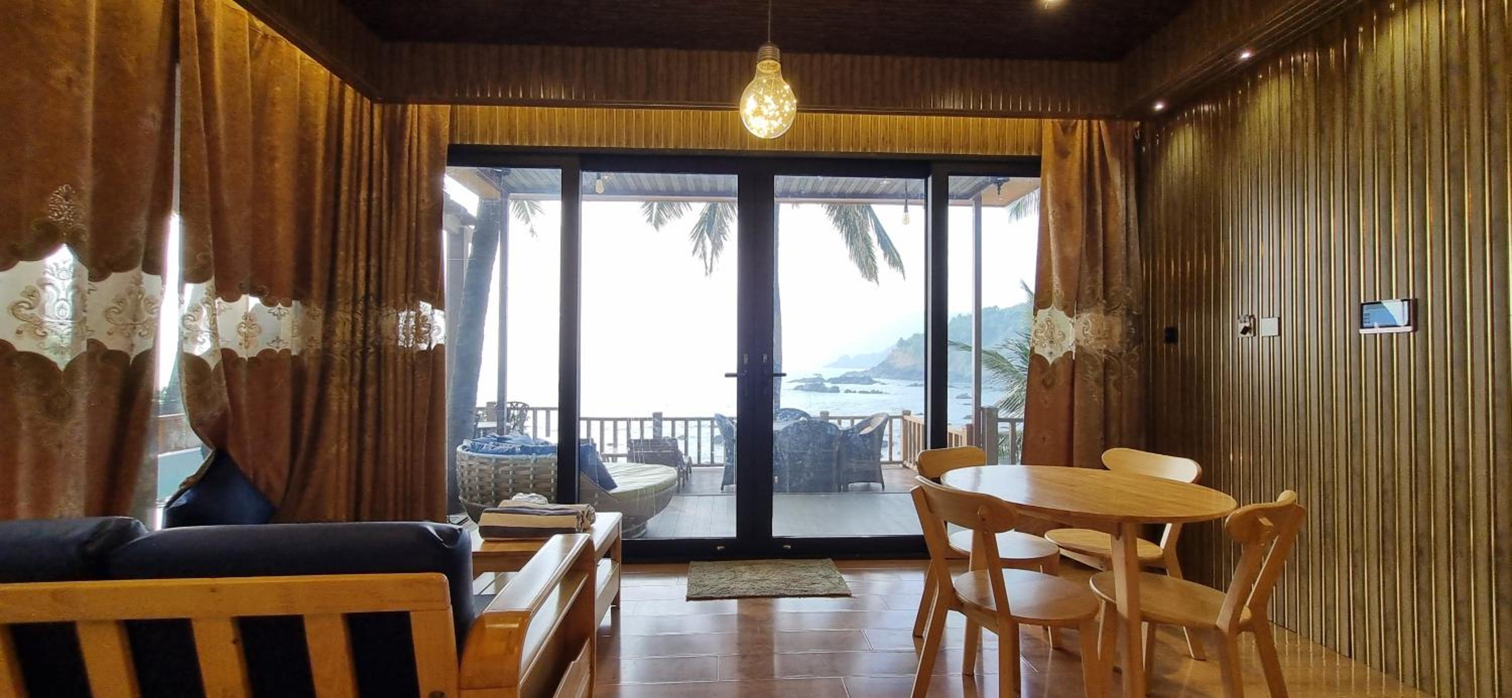 Villa With Sea View photo 1
