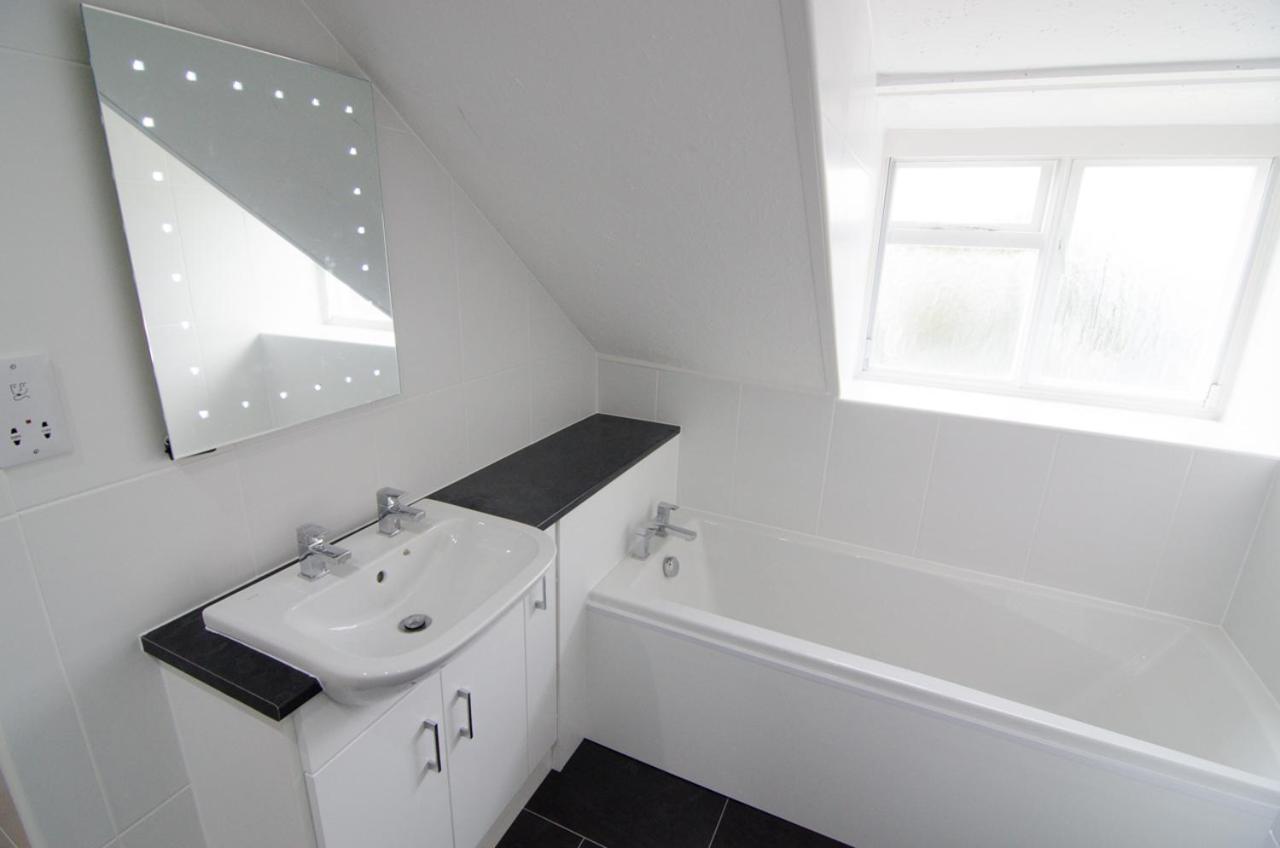 Double or Twin Room photo 3