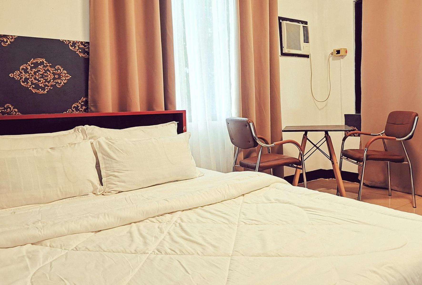 Deluxe Room - Photo 2