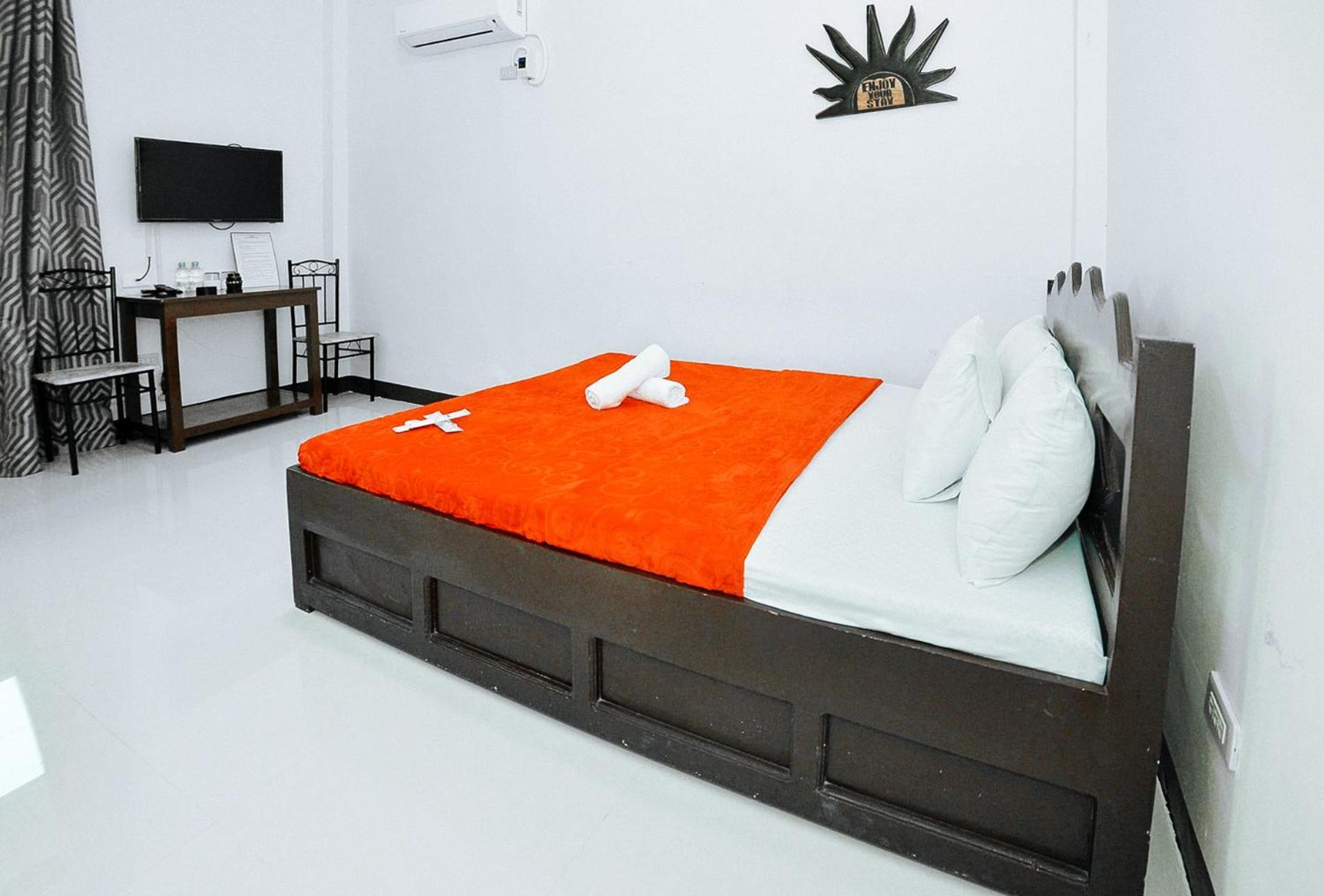 Standard Double Room - Photo 3