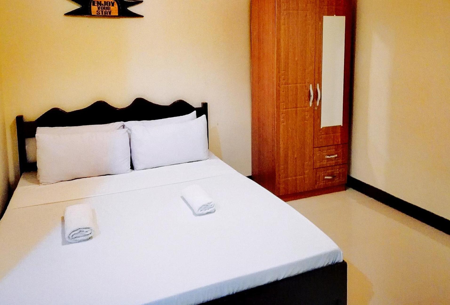 Standard Double Room - Photo 4