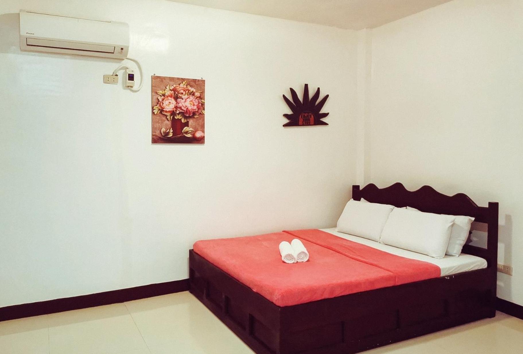 Standard Double Room - Photo 5