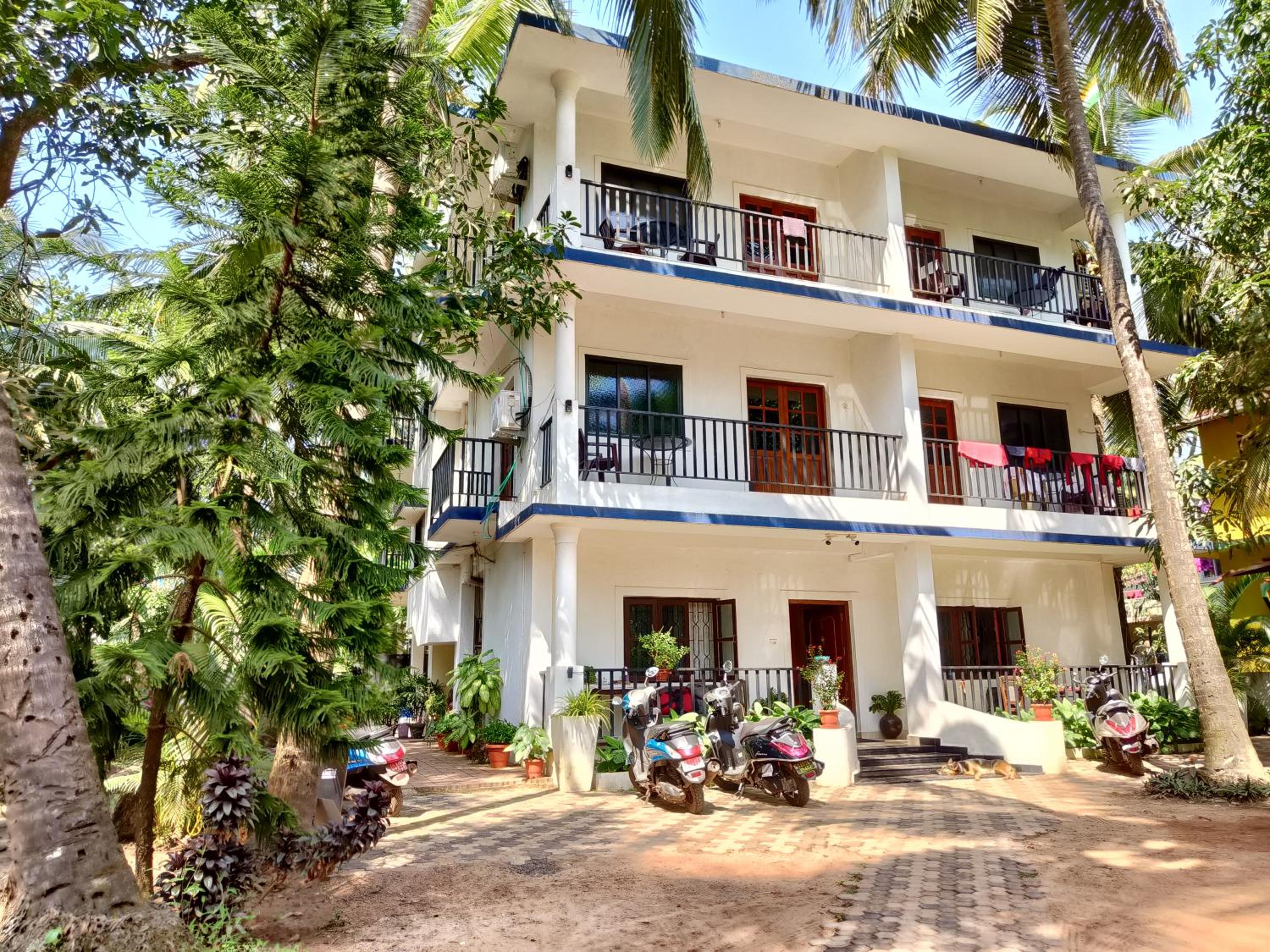 Deluxe Double Room with Balcony - Photo 48