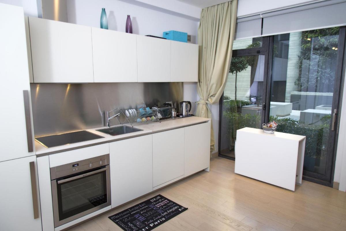Studio Apartment photo 2