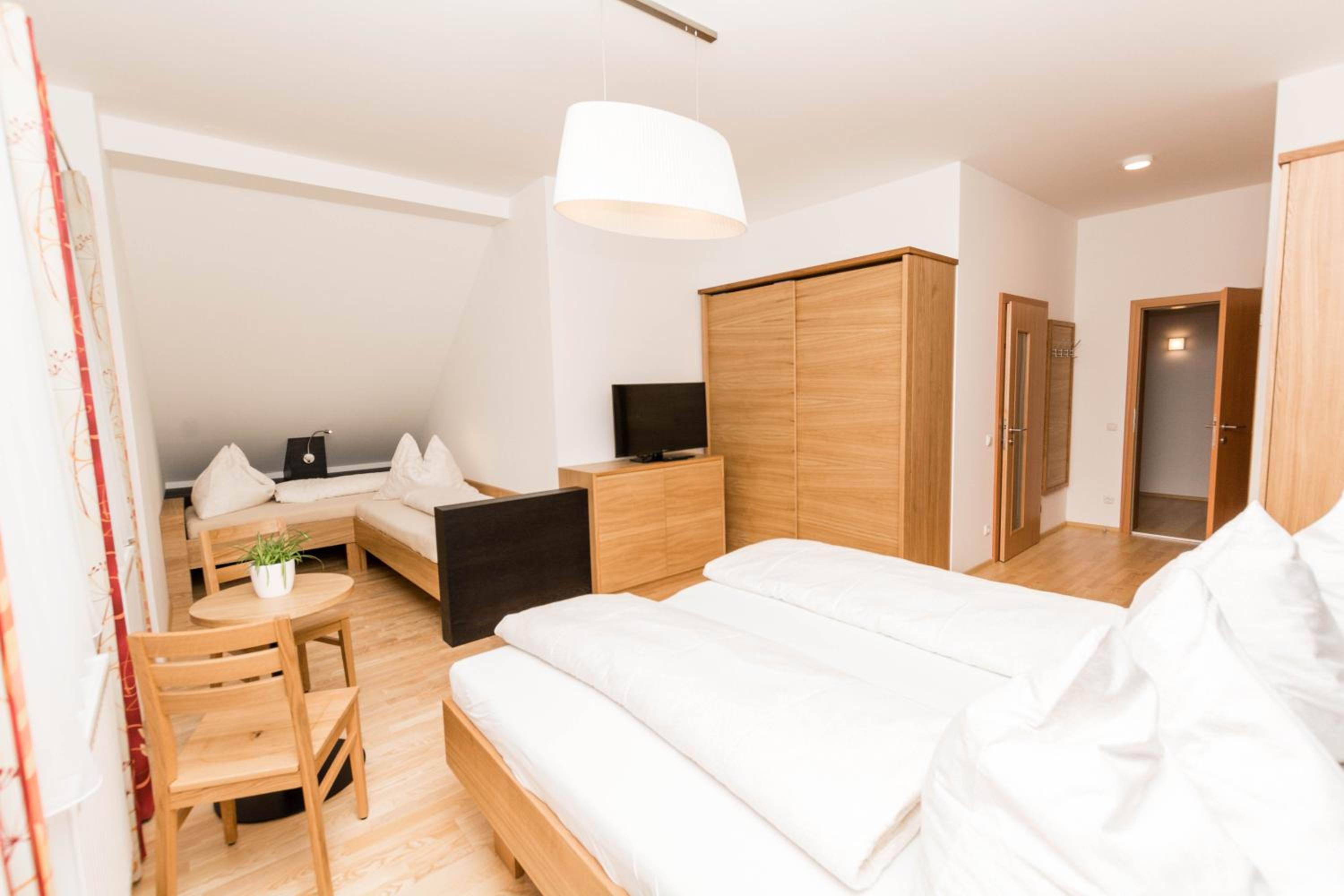 Comfort Quadruple Room - Photo 3