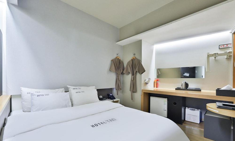 Standard Double Room - Photo 1