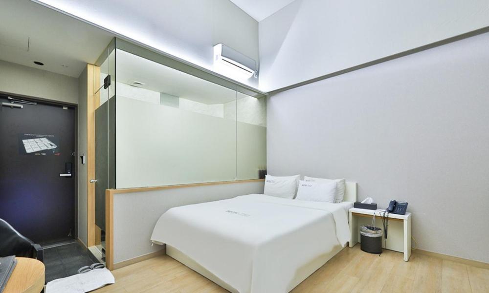 Deluxe Double Room - Photo 3