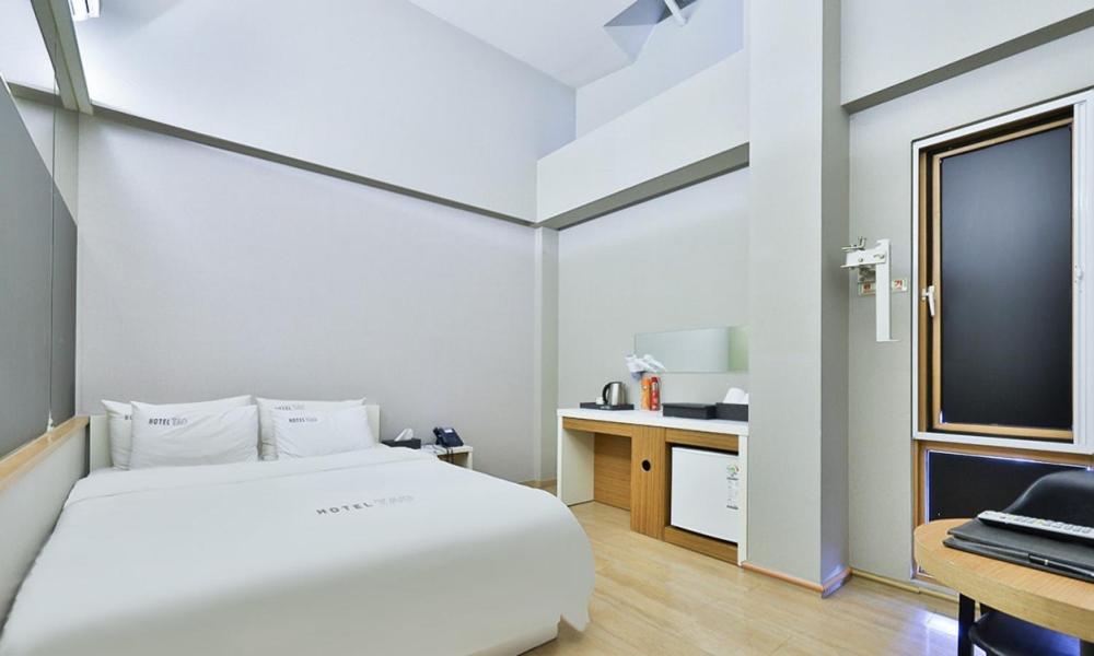 Deluxe Double Room - Photo 1