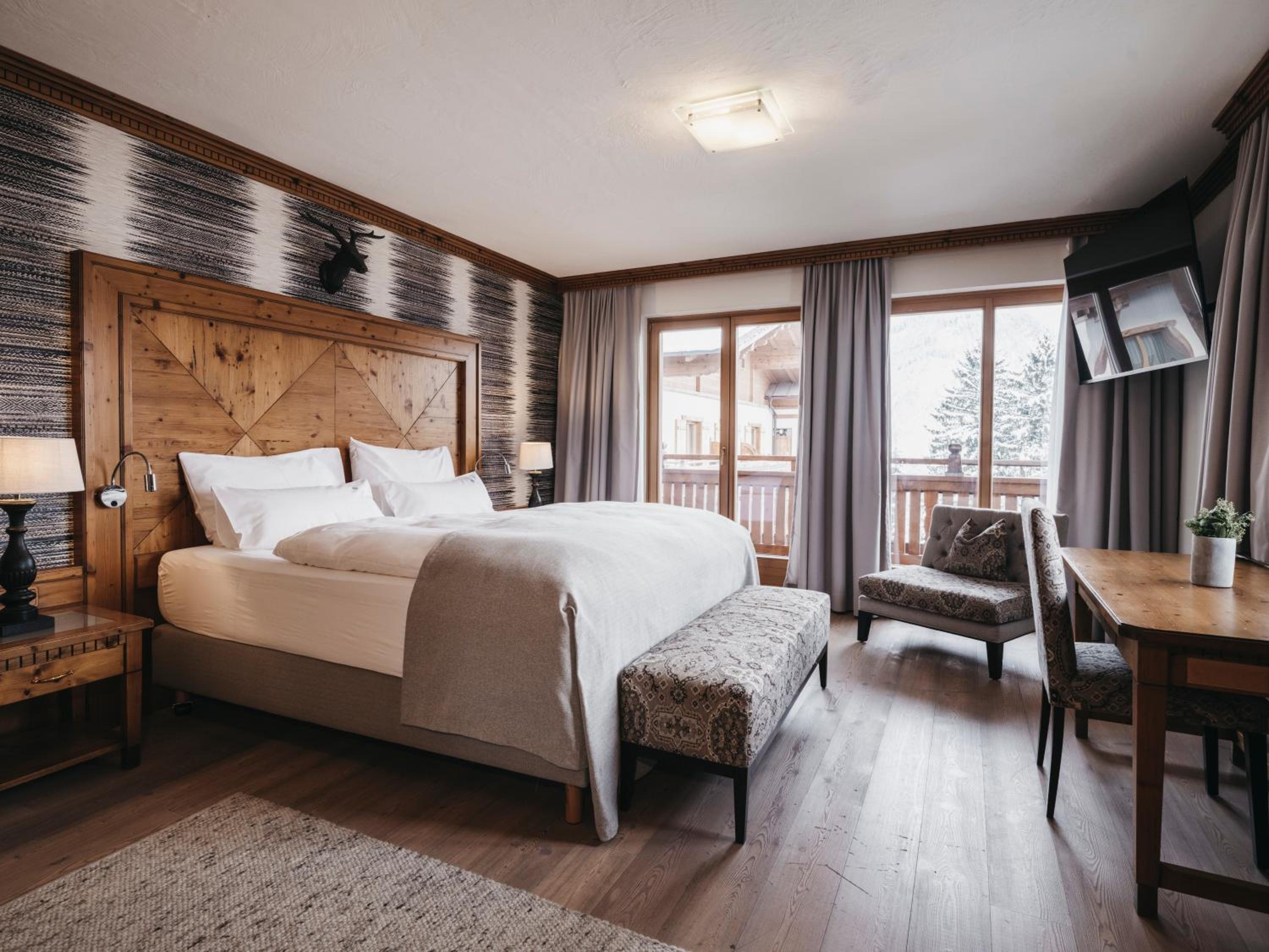 Double Room with Balcony - Photo 1