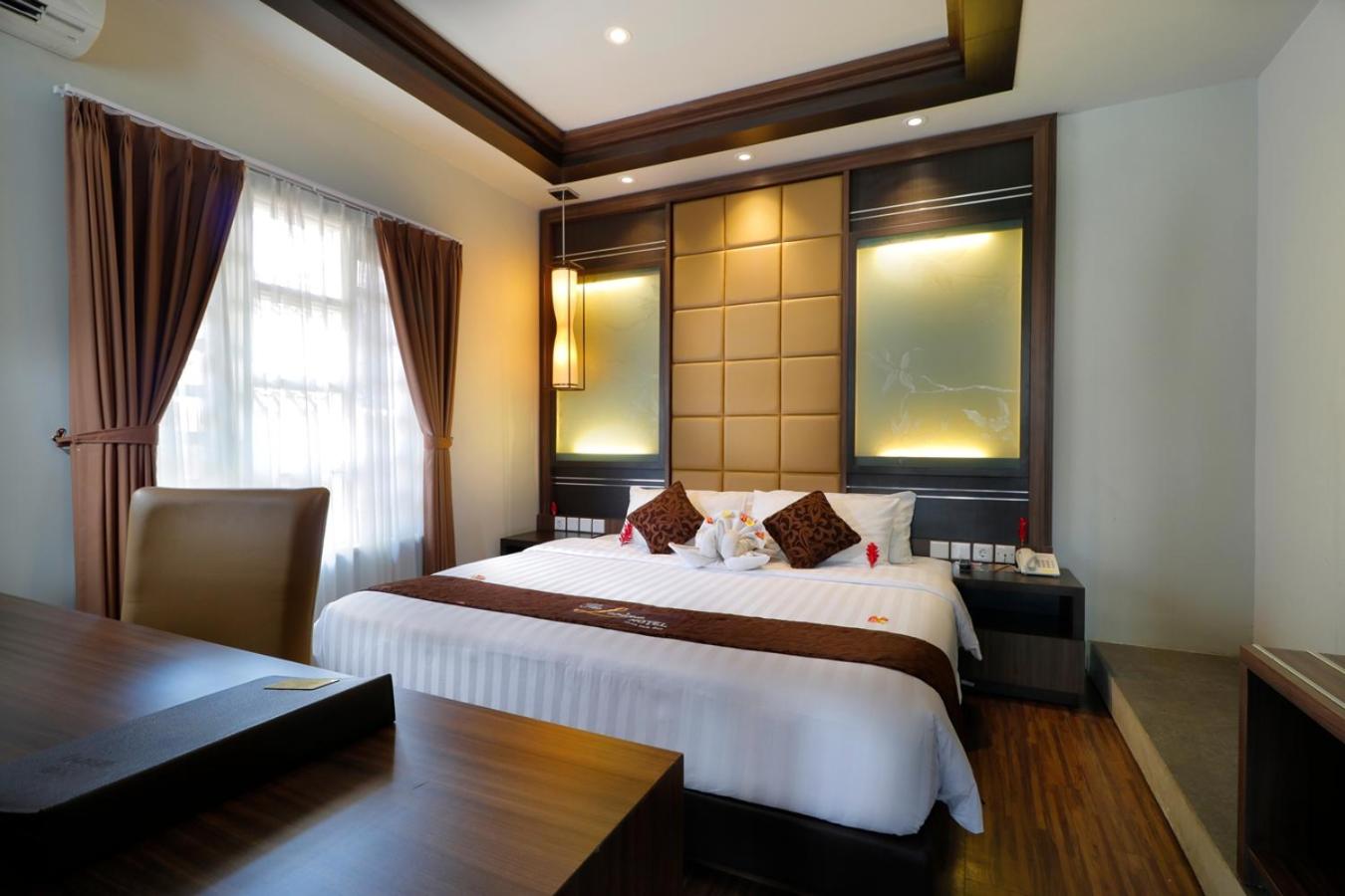 Executive Suite photo 2