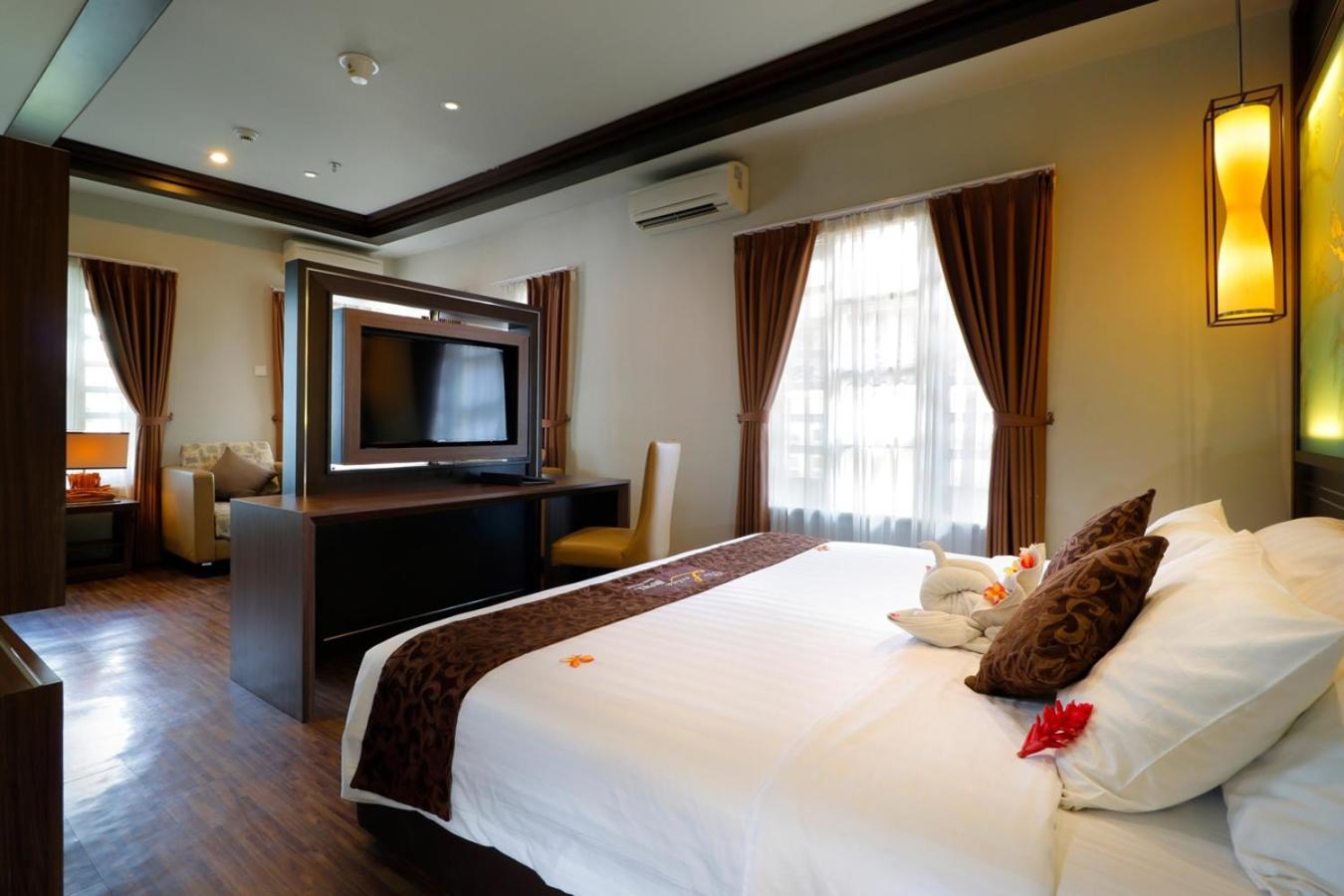 Executive Suite photo 1