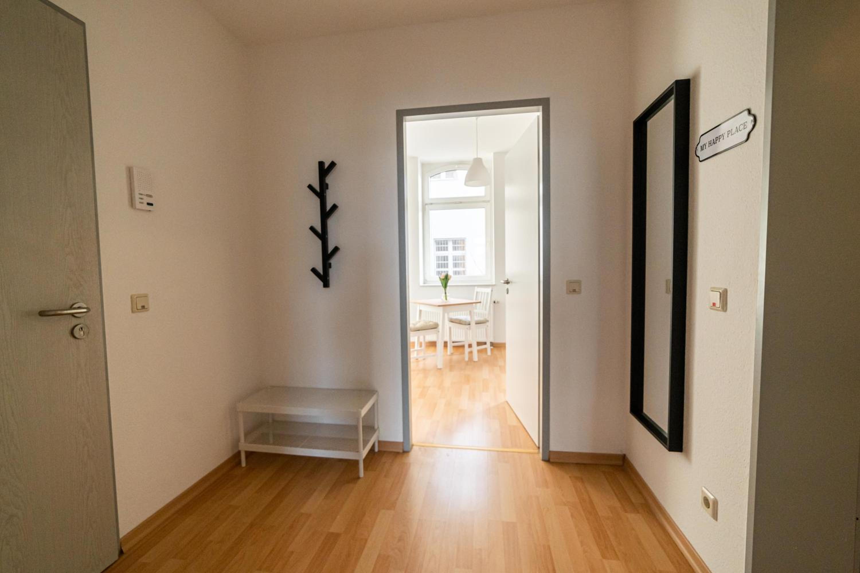 One-Bedroom Apartment photo 3