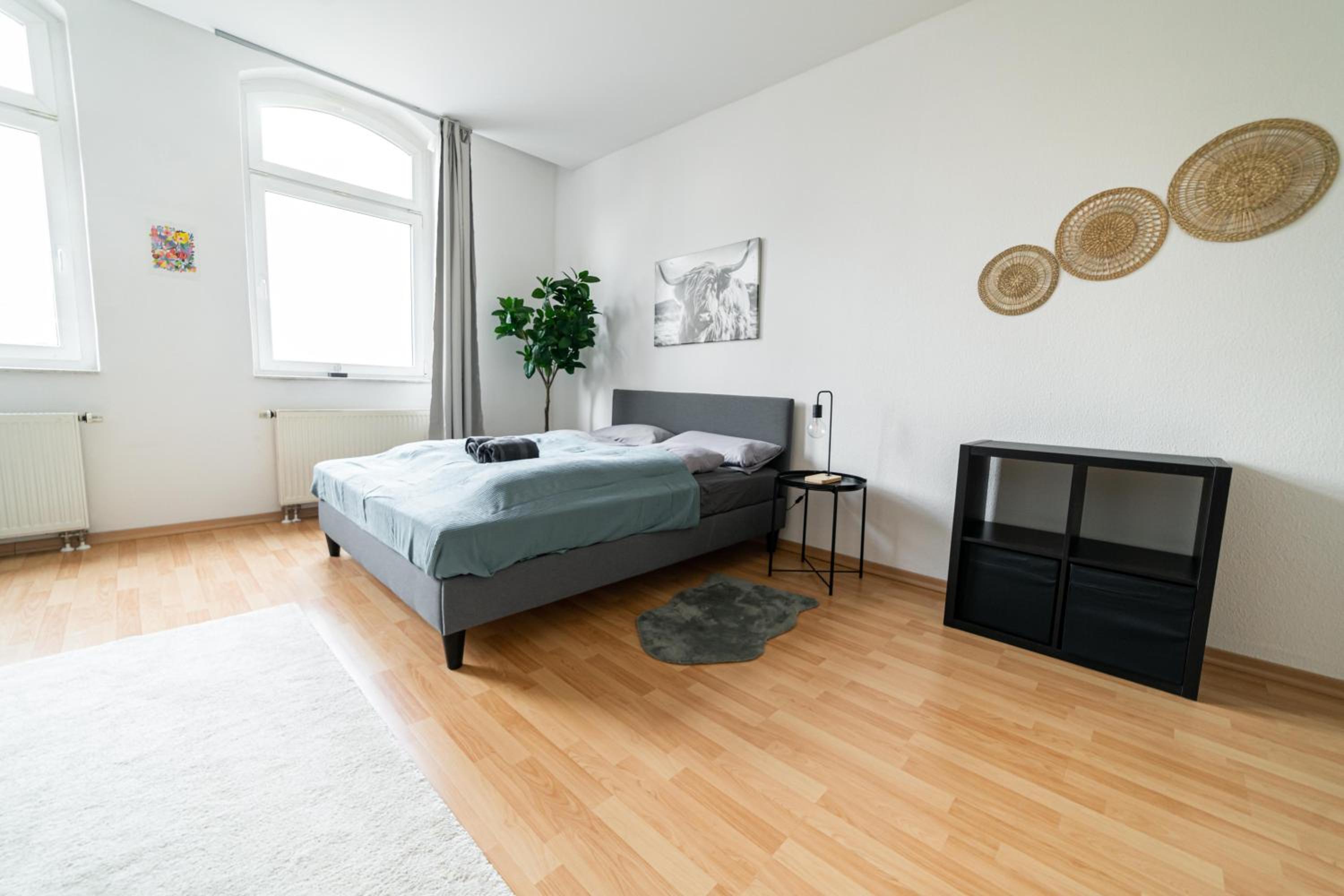One-Bedroom Apartment photo 1