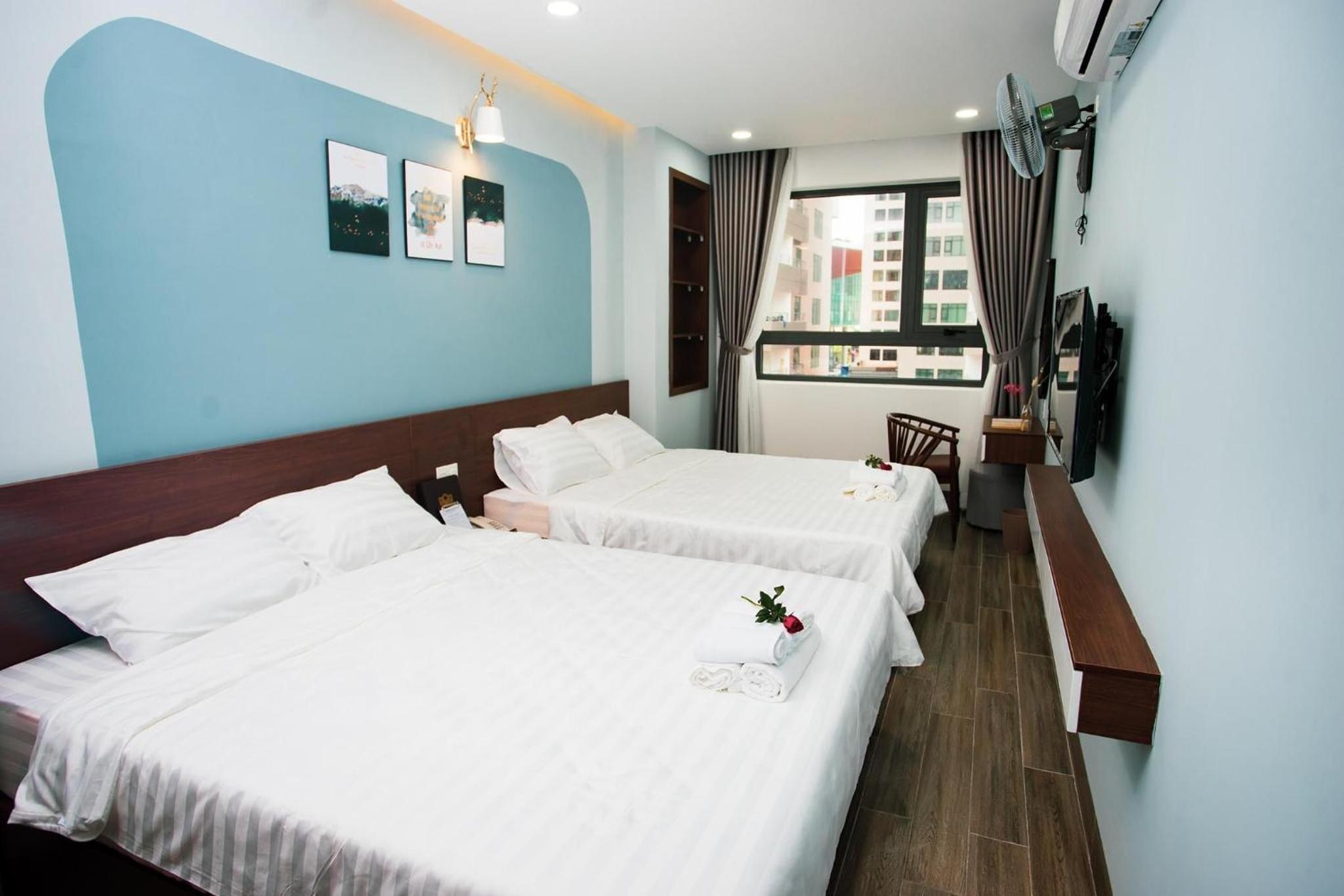 Quadruple Room With Private Bathroom