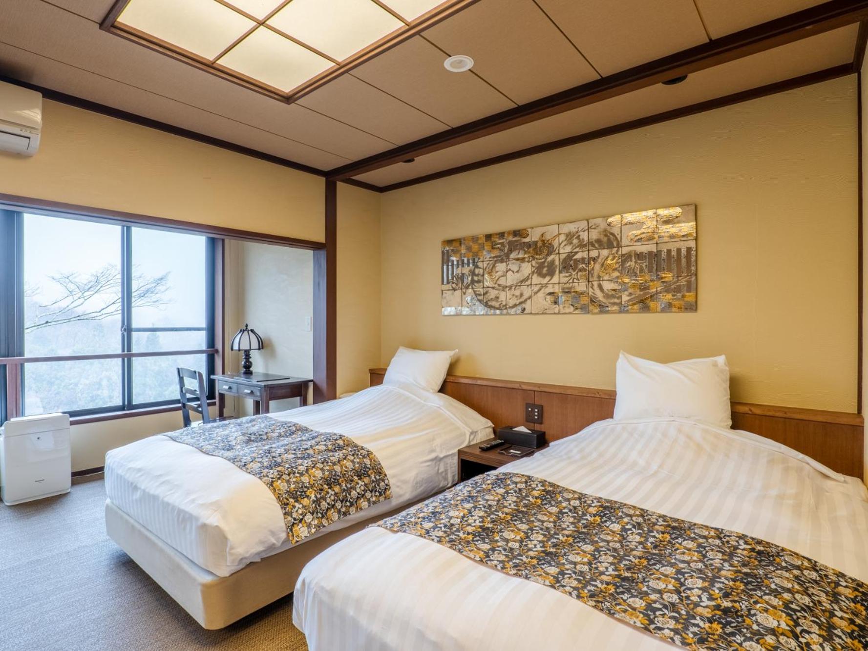 Suite with Tatami Area - Non-Smoking photo 2