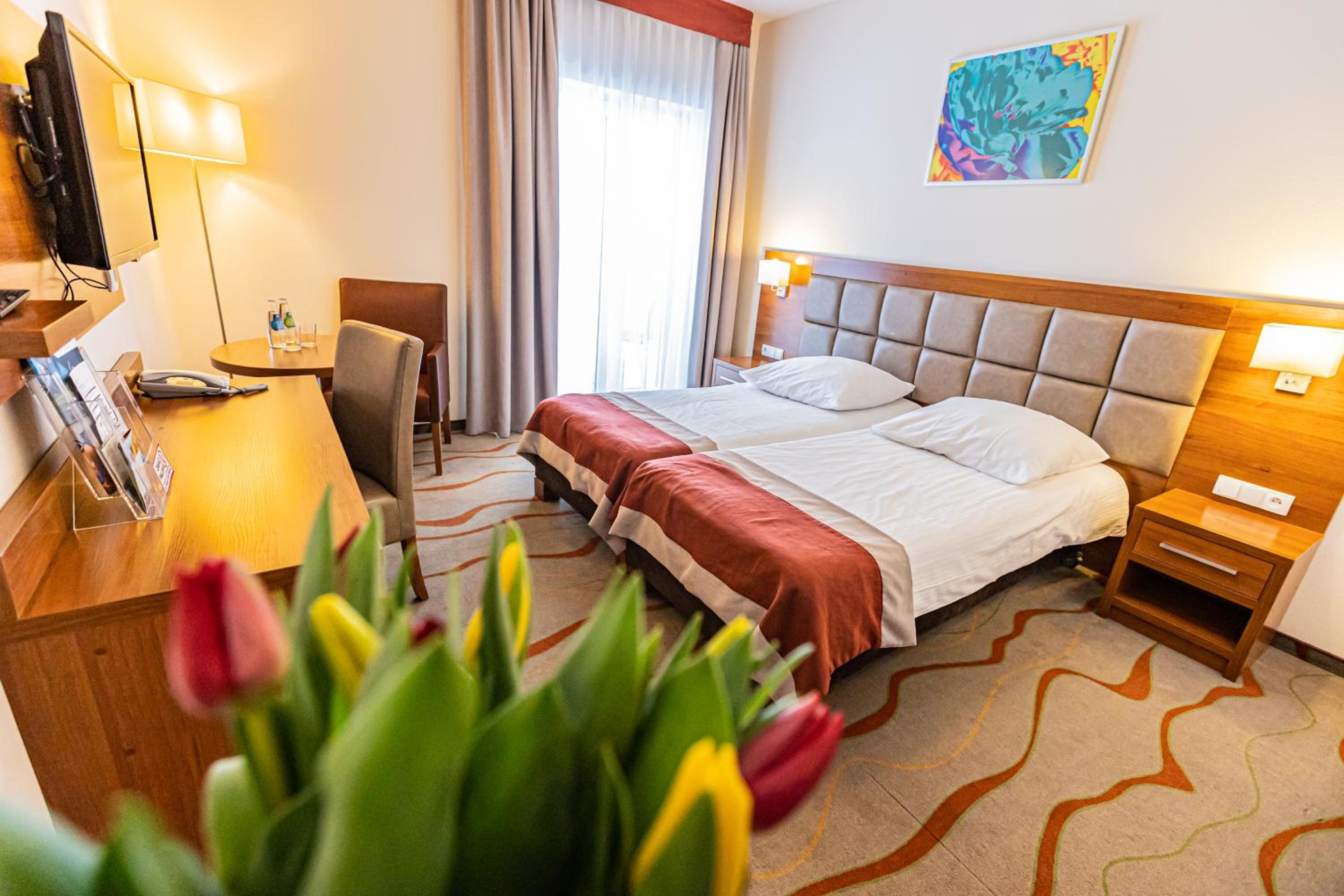 Double Room with Balcony - Photo 1