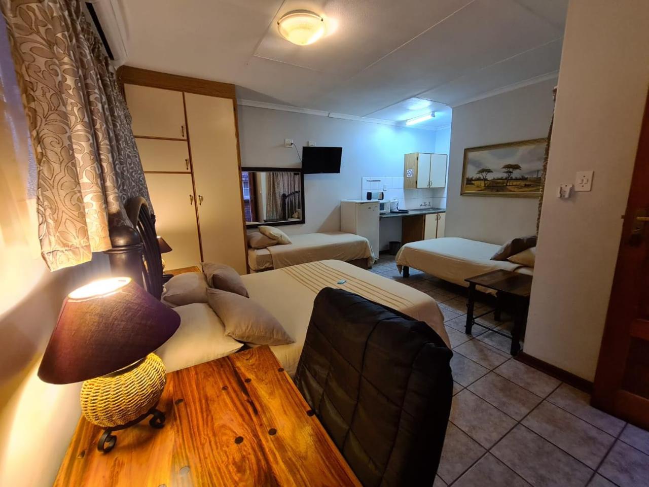 Family Room photo 1